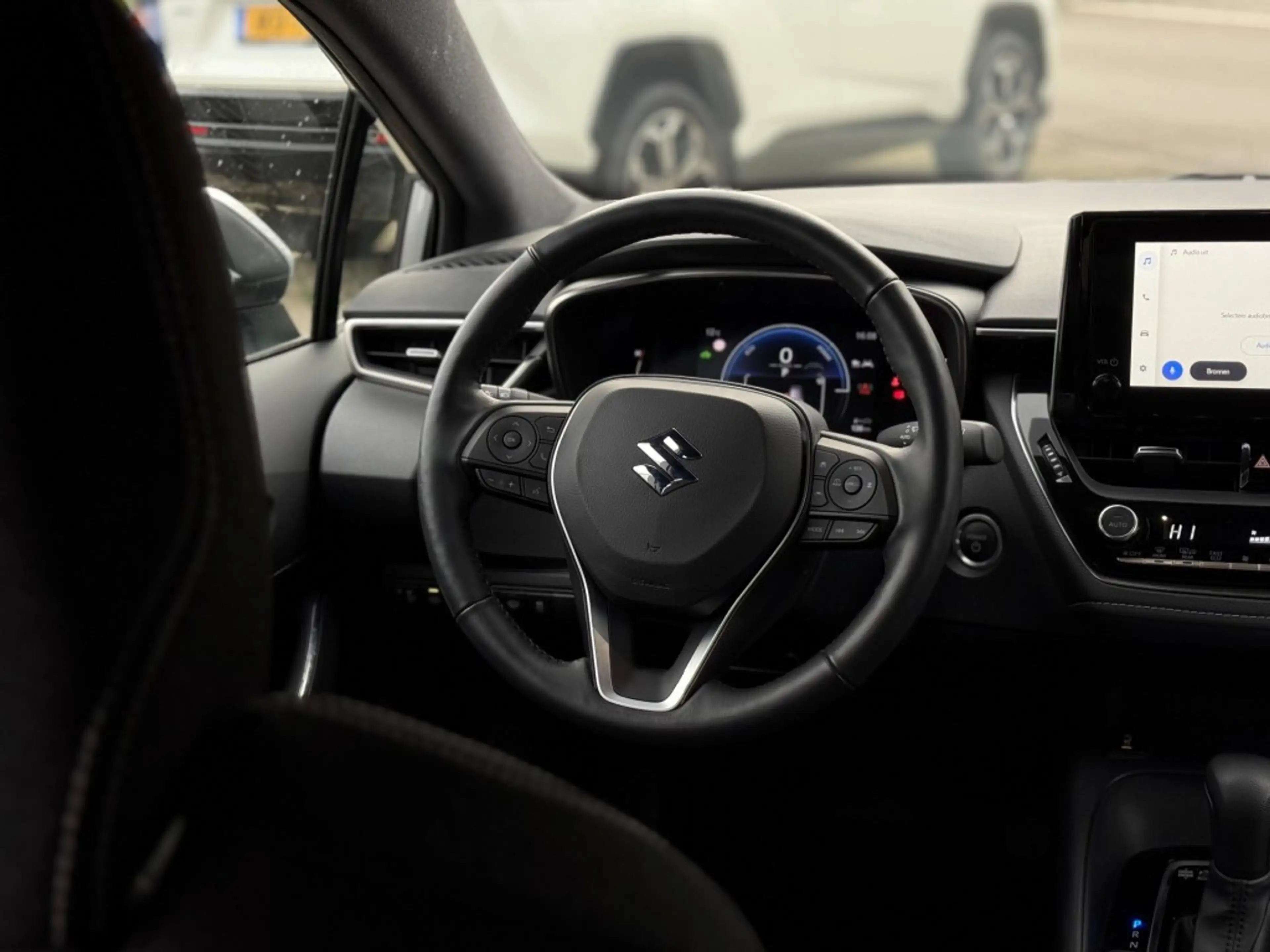 Suzuki Swace 1.8 HYBRID A/T SELECT — photo 11