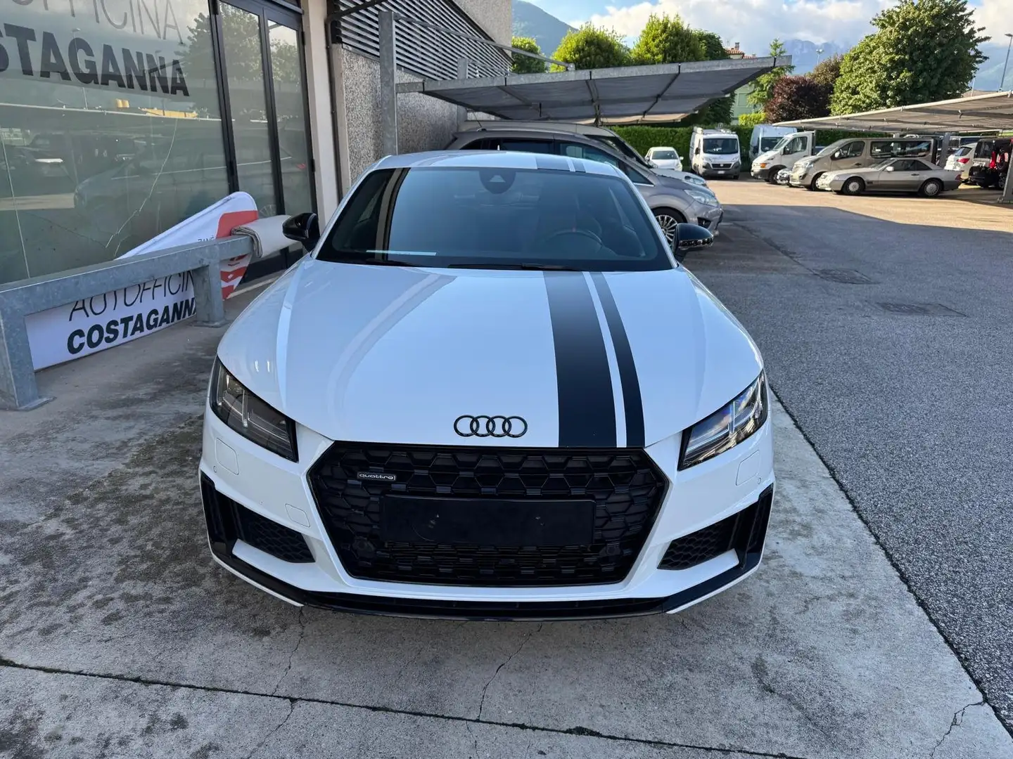 Audi TT 45 2.0 tfsi quattro s-tronic COMPETITION Wit - 2