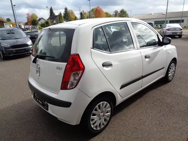 Hyundai I10 view 3