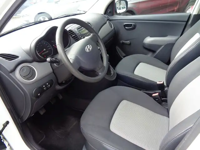 Hyundai I10 view 5