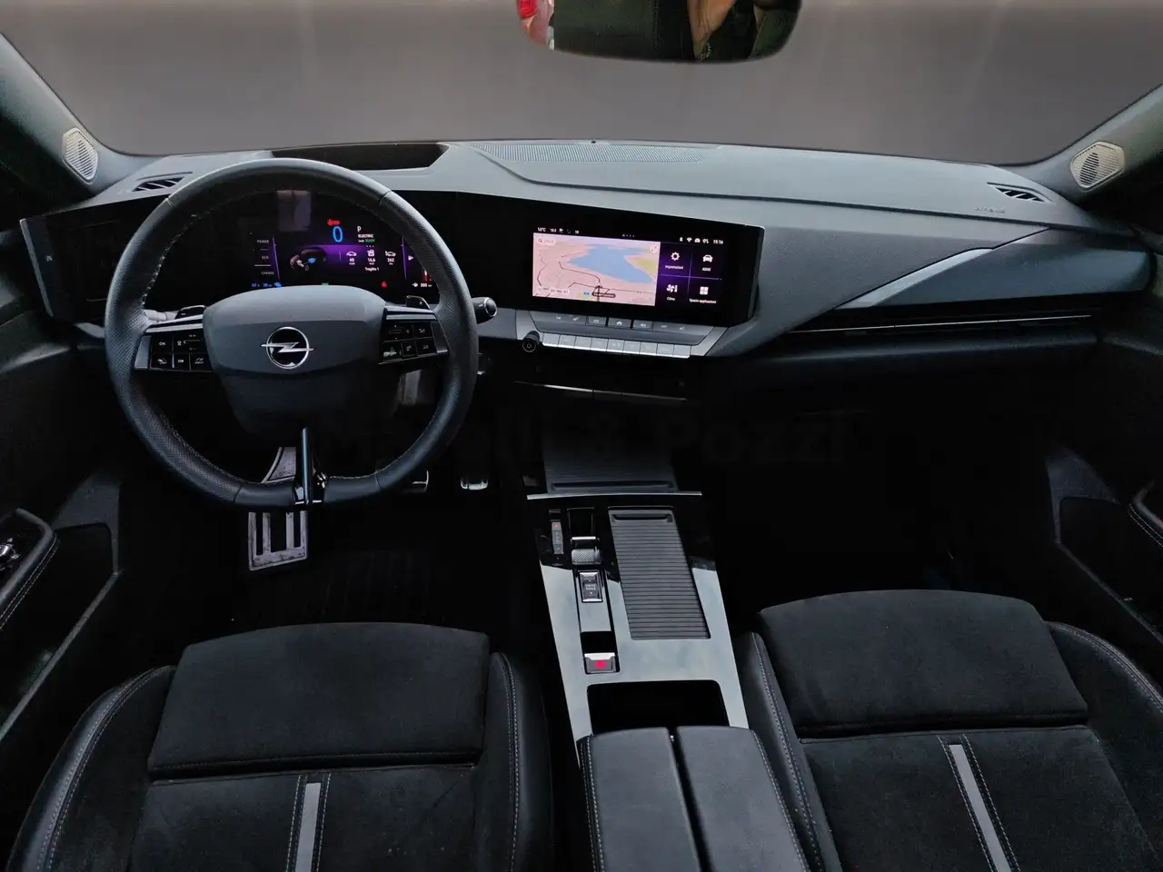 Opel Astra 1.6 225cv Hybrid GSE AT8 8