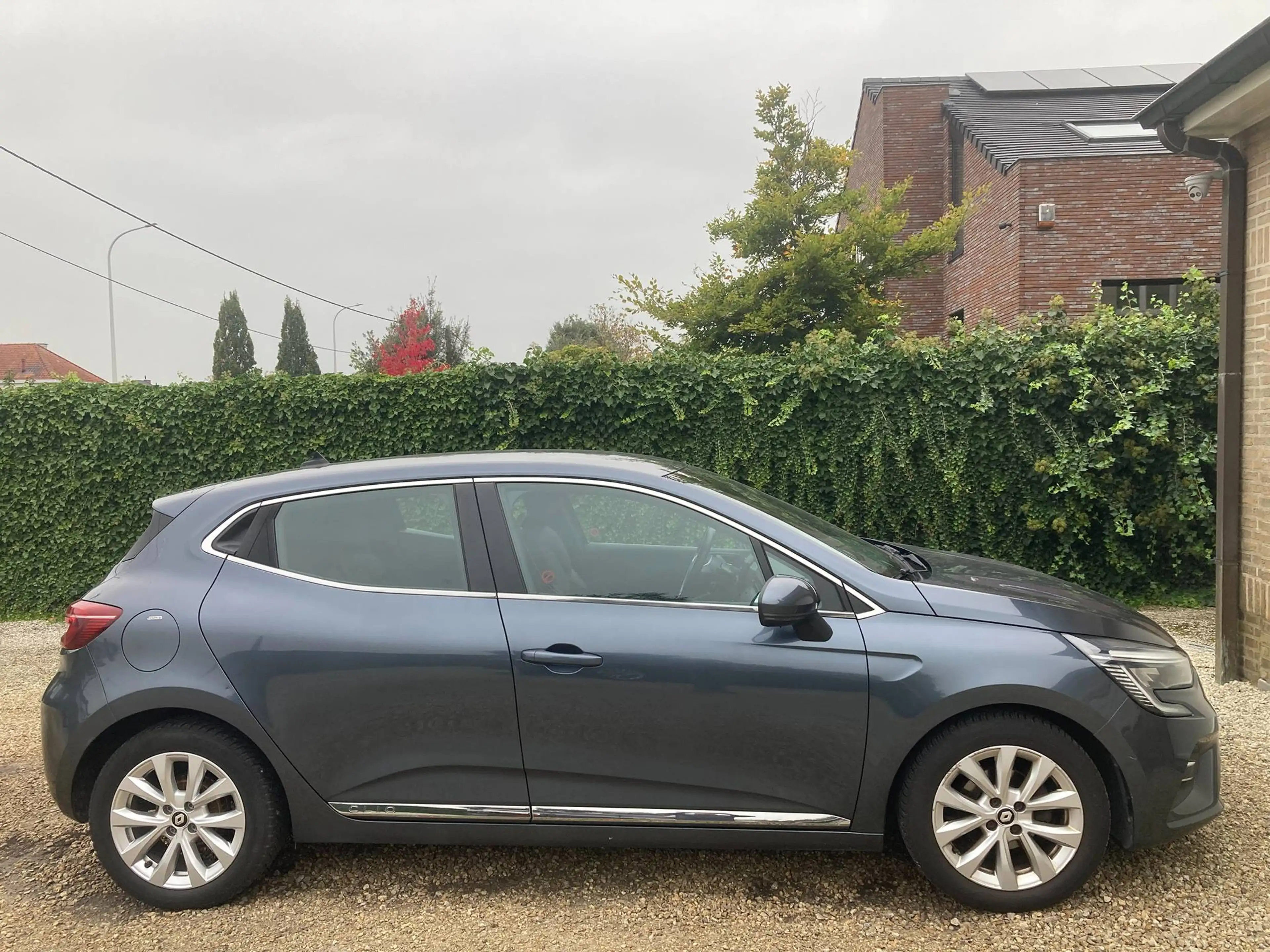 Renault Clio 0.9 TCe Intens - Model 2022 - Slechts 60.000 Km — photo 3