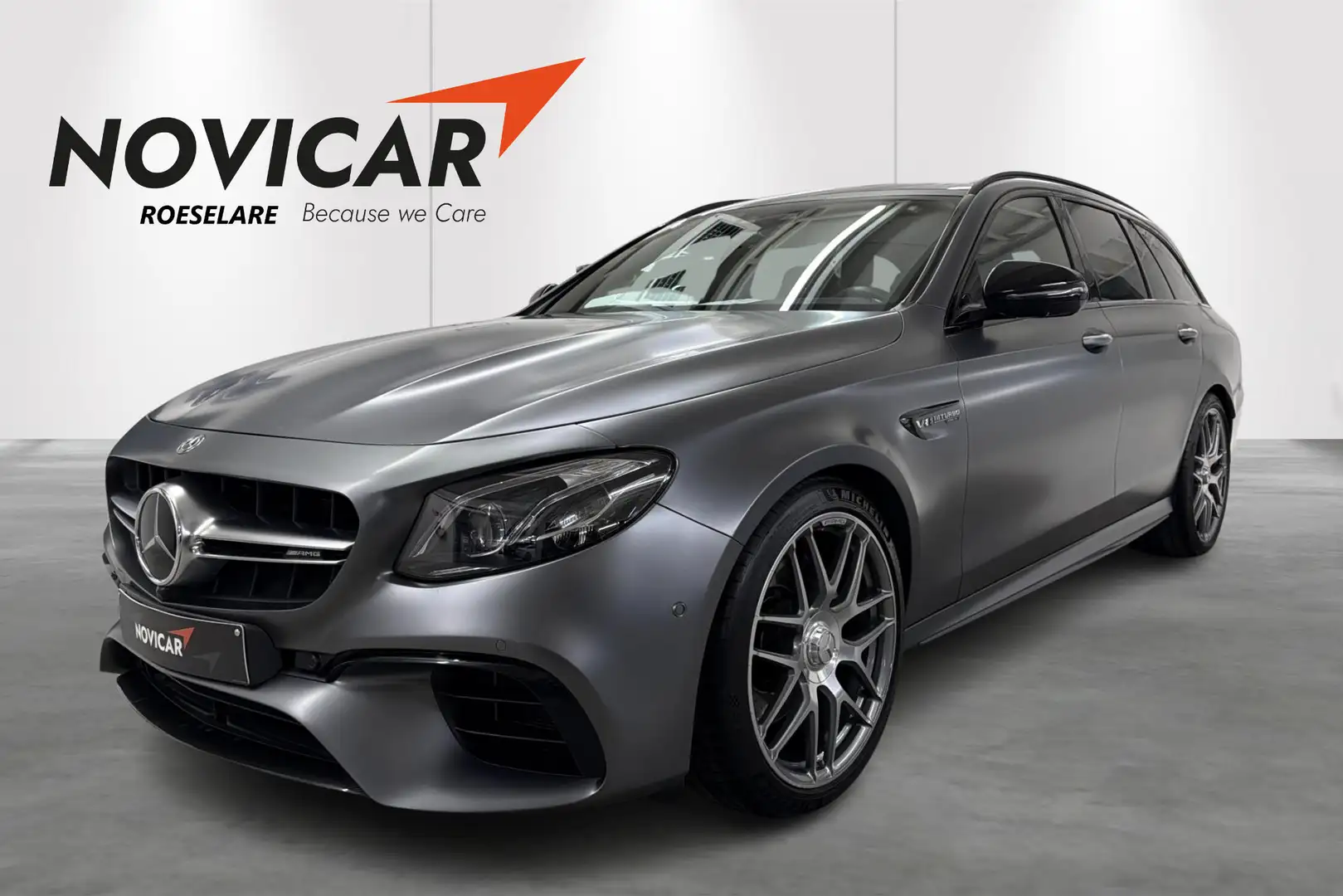 Mercedes-Benz E 63 AMG E63 4MATIC+ Grau - 1