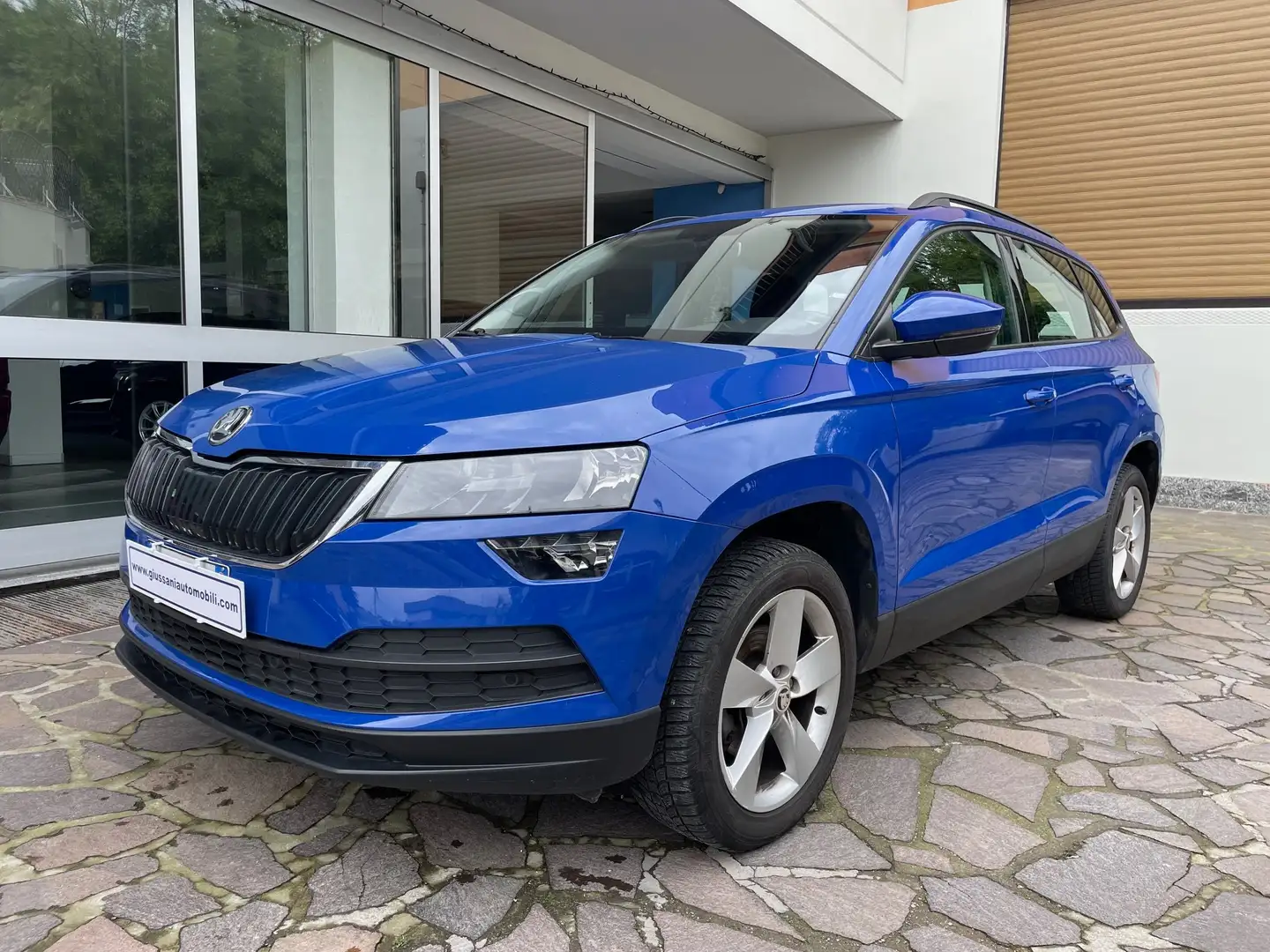 Skoda Karoq 1.0 tsi Ambition 115cv UNICO PROPRIETARIO STUPENDA Blu/Azzurro - 1