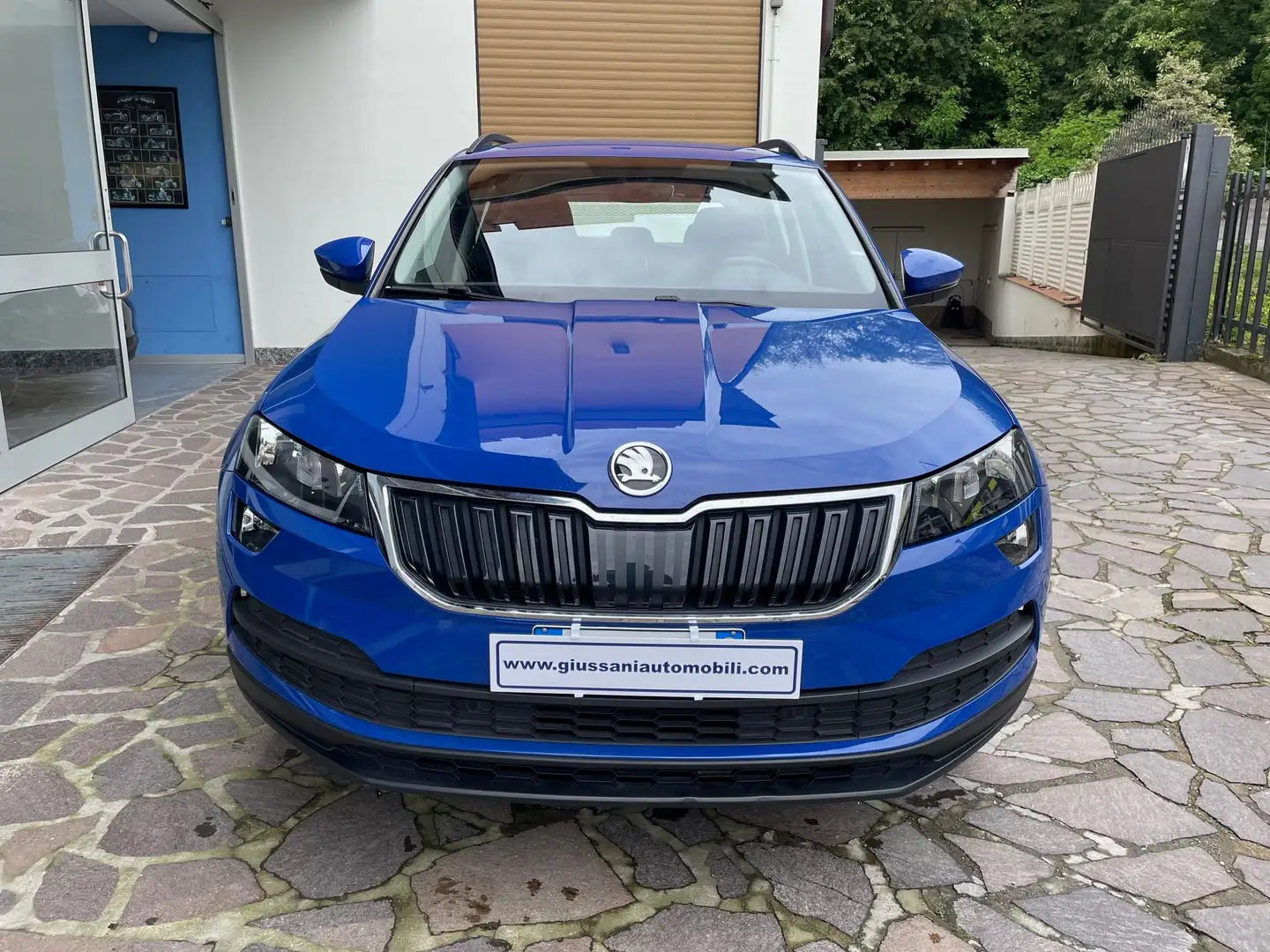 Skoda Karoq 1.0 tsi Ambition 115cv UNICO PROPRIETARIO STUPENDA Blu/Azzurro - 2