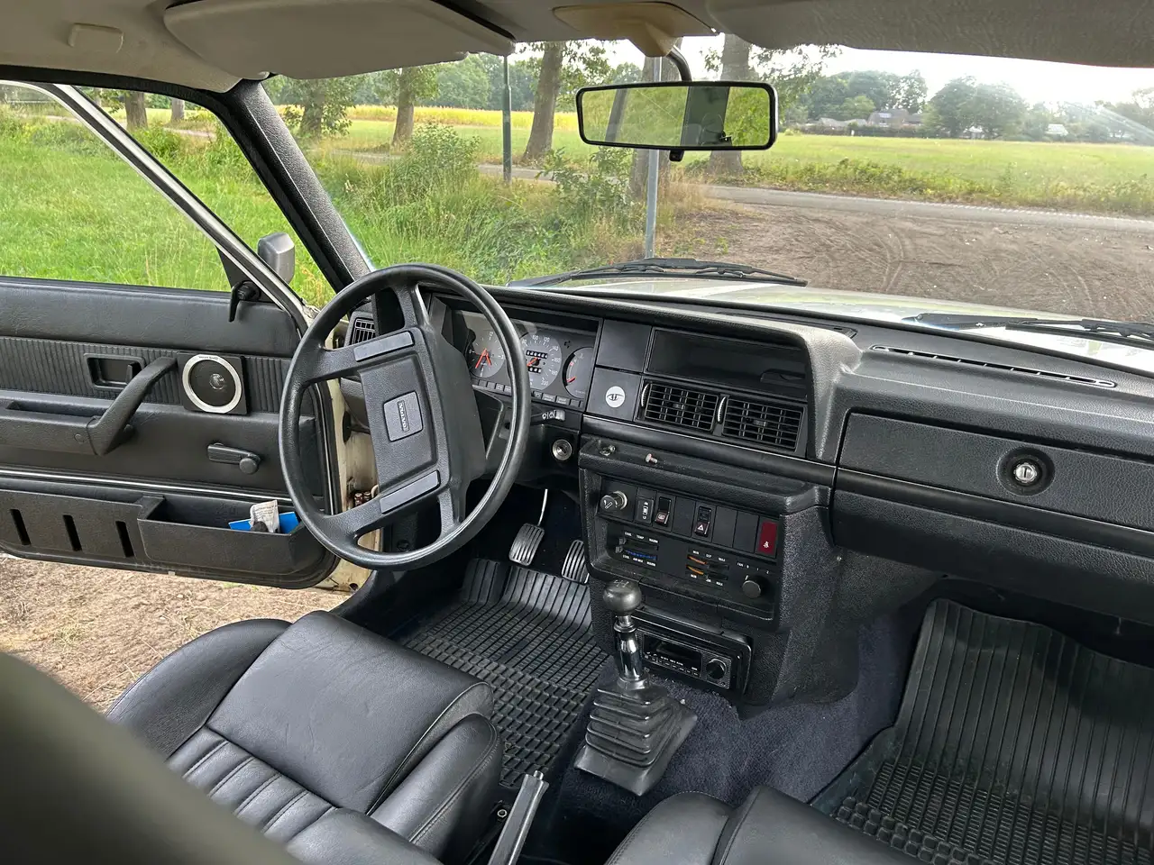 Volvo 244 DL, foto 5