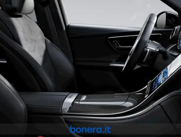 Mercedes-Benz 300 view 7