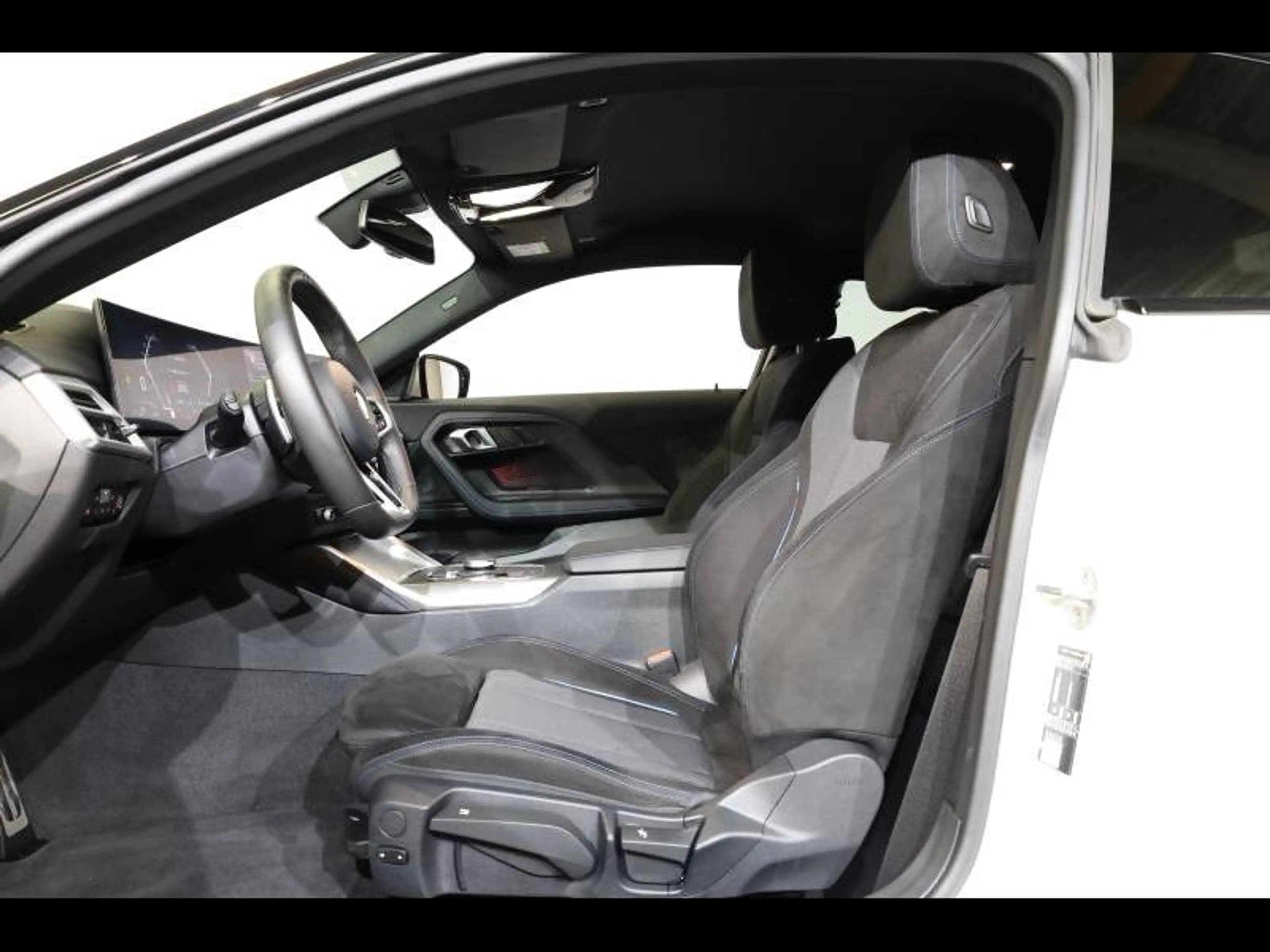 BMW 218 i Coupé Kit M Sport — photo 10
