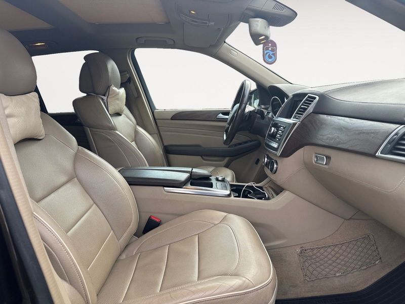 Mercedes-Benz ML 350 CDI BlueTec 4Matic AMG Line — photo 11