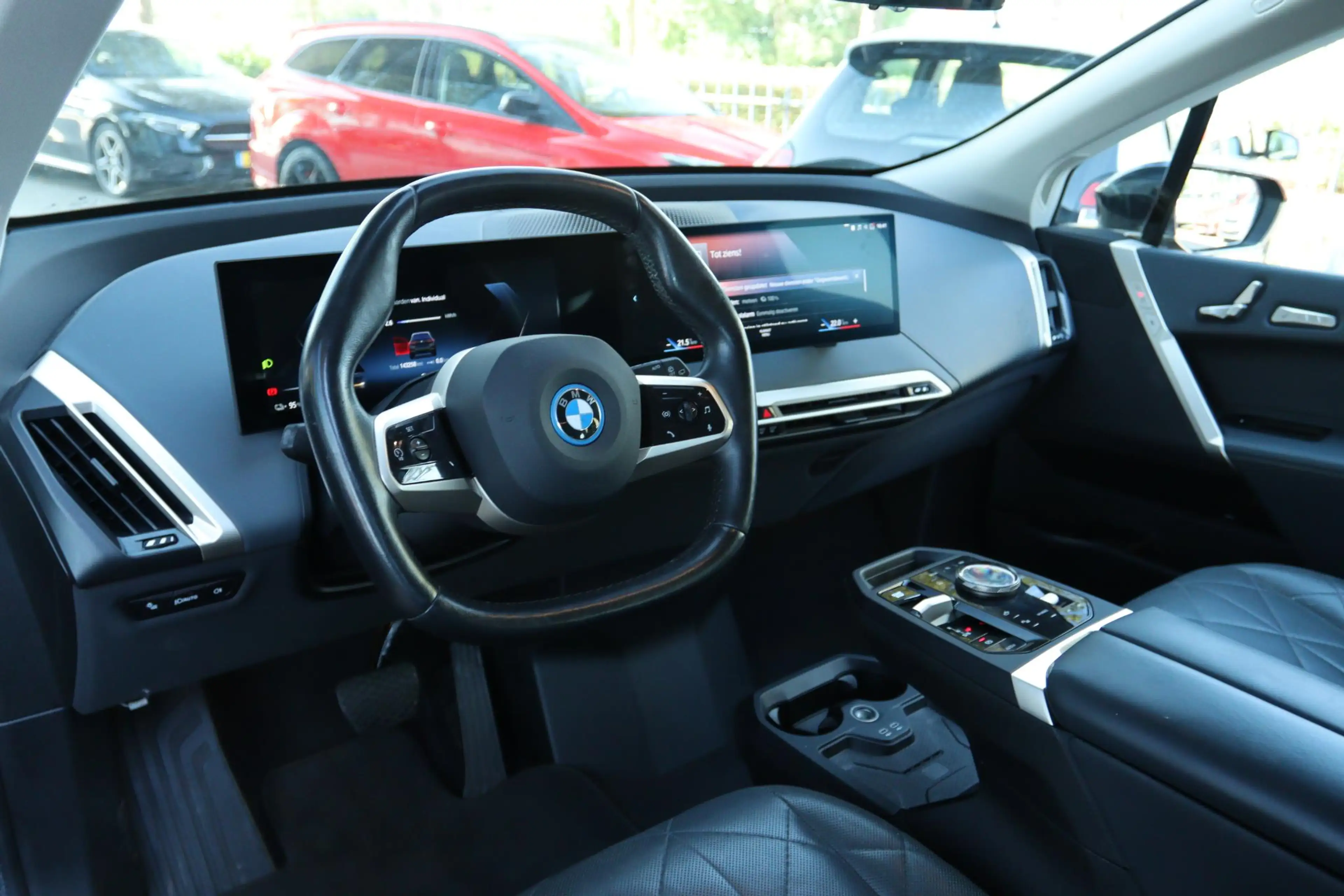 BMW iX XDRIVE HIGH EXECUTIVE 77KWH SOH 99.4% | CARPLAY | — photo 3