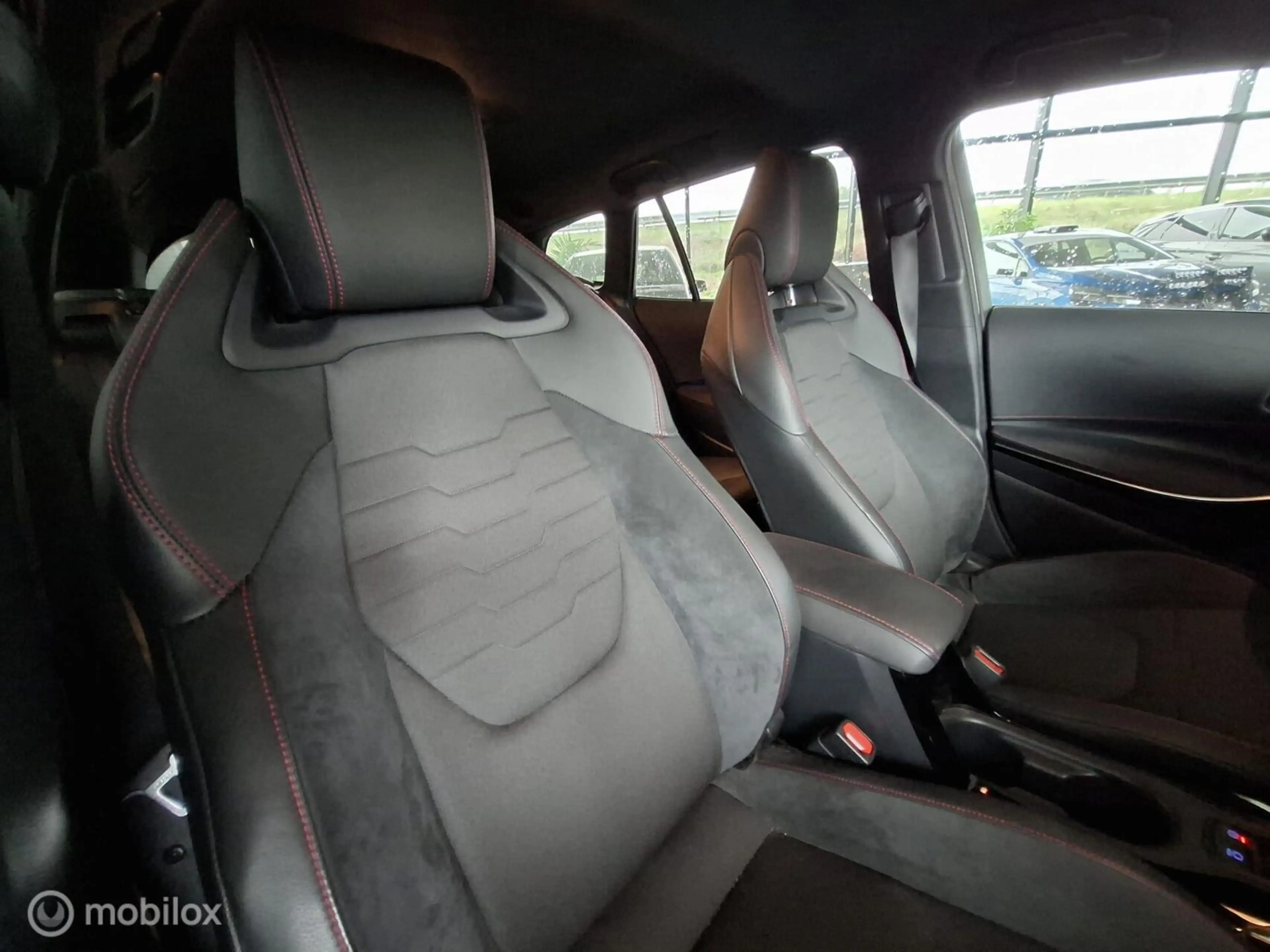 Toyota Corolla Touring Sports 2.0 Hybrid Executive Premium | TREK — photo 5