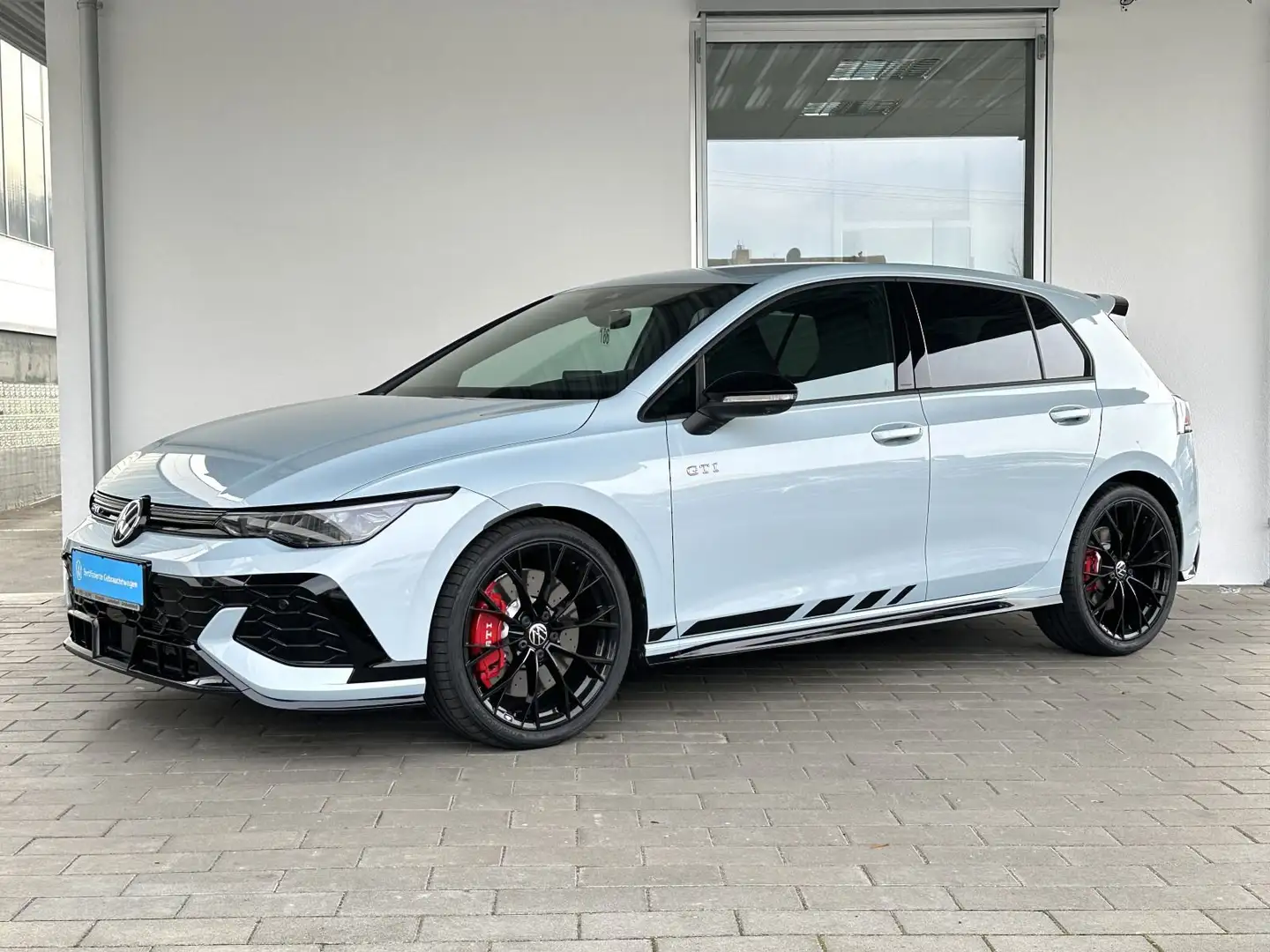 Volkswagen Golf GTI Clubsport 2.0 TSI DSG MATRIX 360° NAVI Blauw - 2