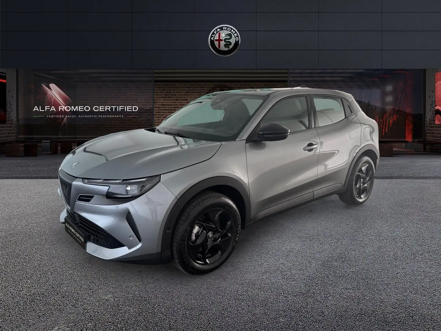 Alfa Romeo Junior 1.2 145CV Hybrid eDCT6 ibrida Gri - 1