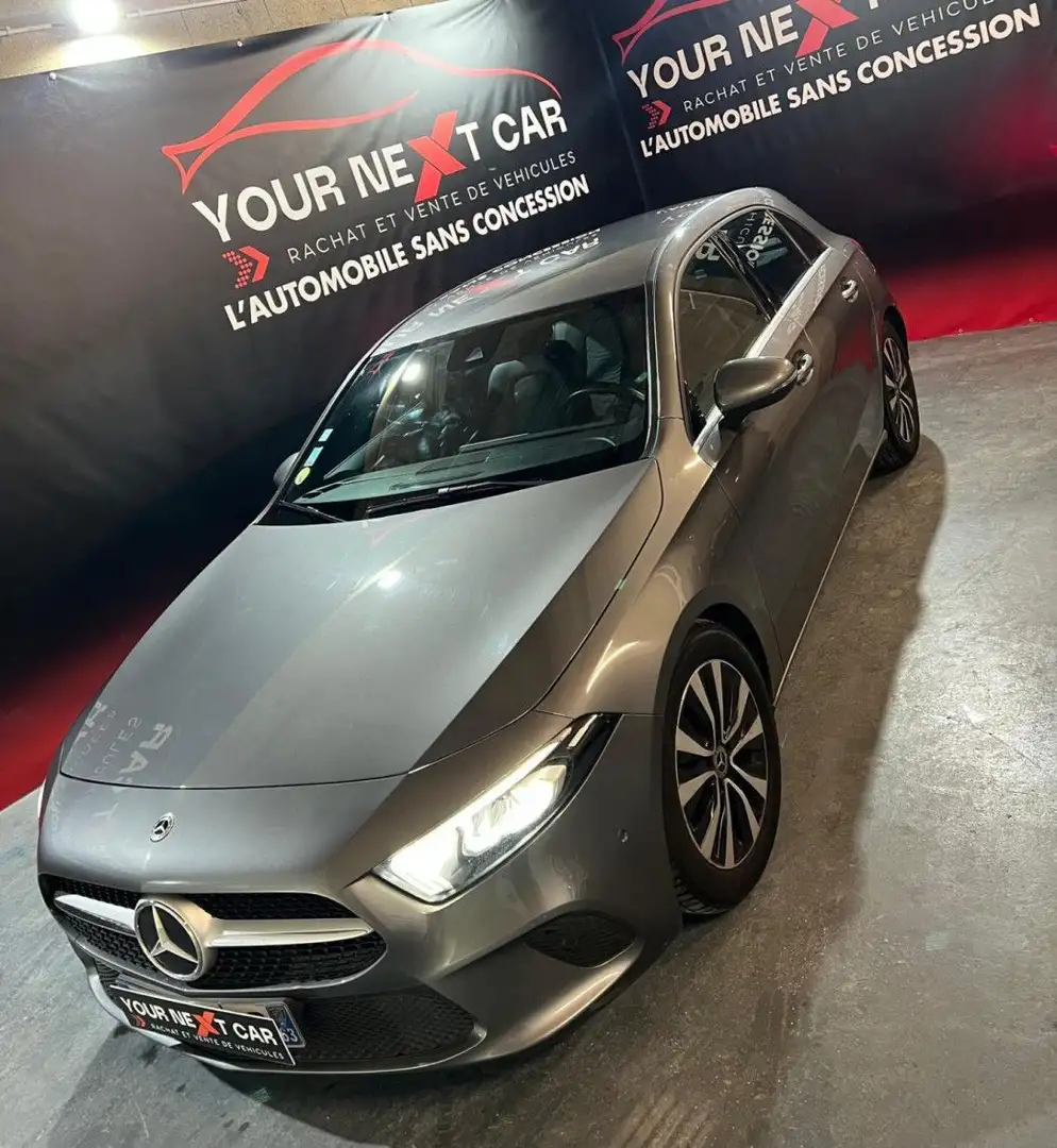 Mercedes-Benz A 180 180D Progressive Line Grijs - 2