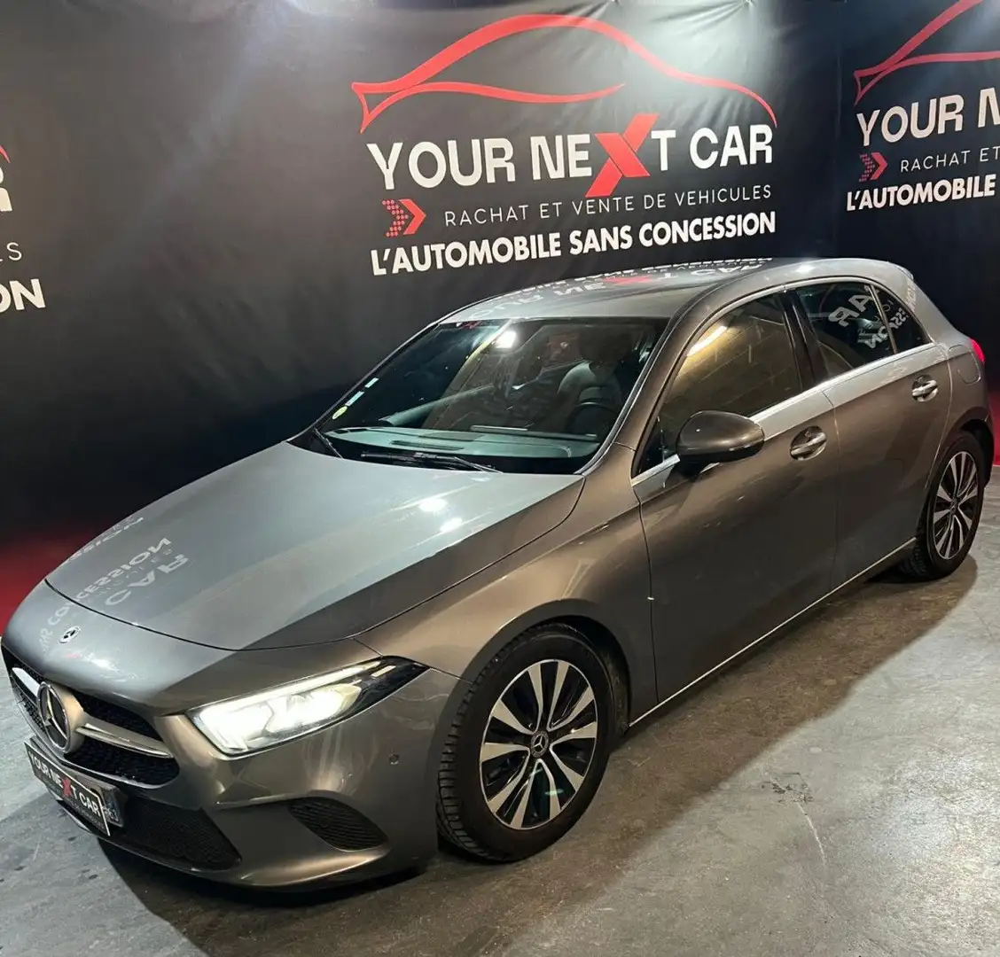 Mercedes-Benz A 180 180D Progressive Line Grijs - 1