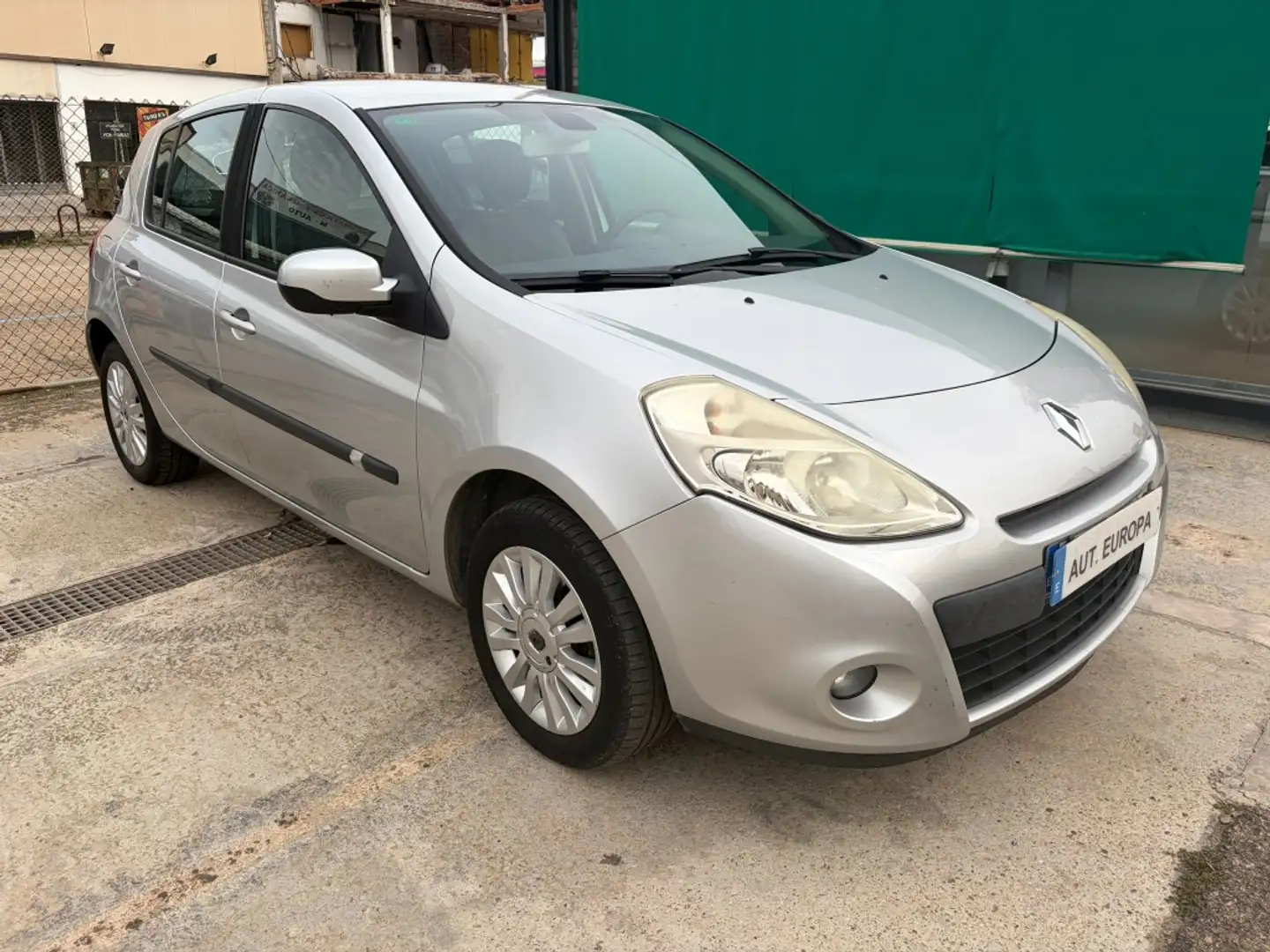 Renault Clio 1.5DCI Dynamique 90 eco2 Gris - 1