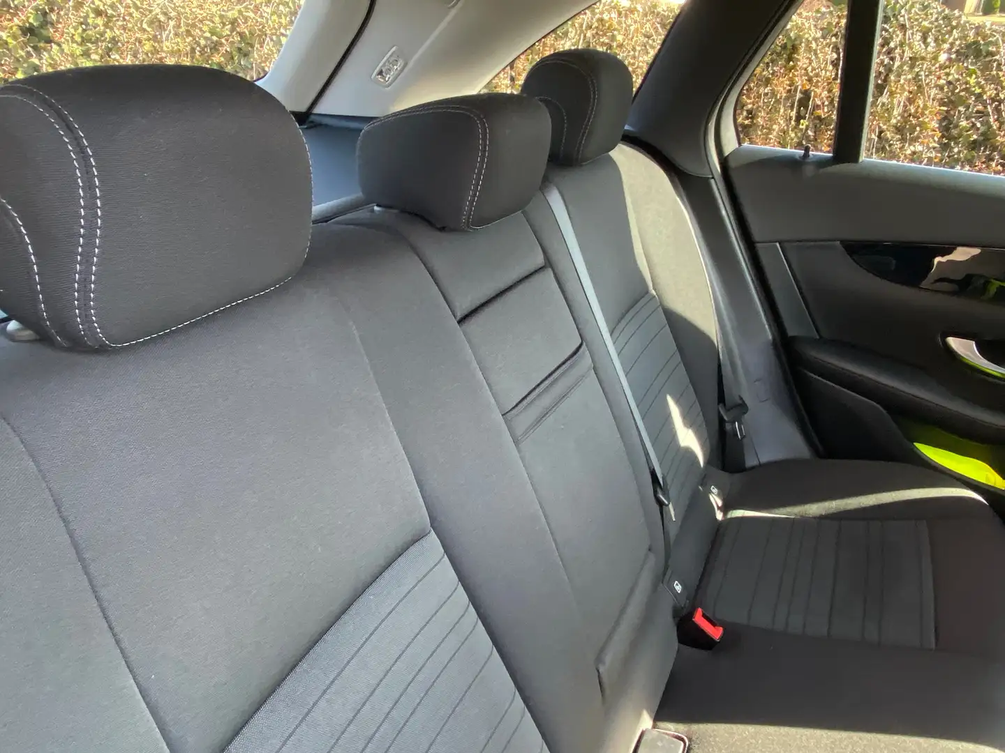 Mercedes-Benz GLC 200 GLC 200 d 4MATIC Aut. Schwarz - 2