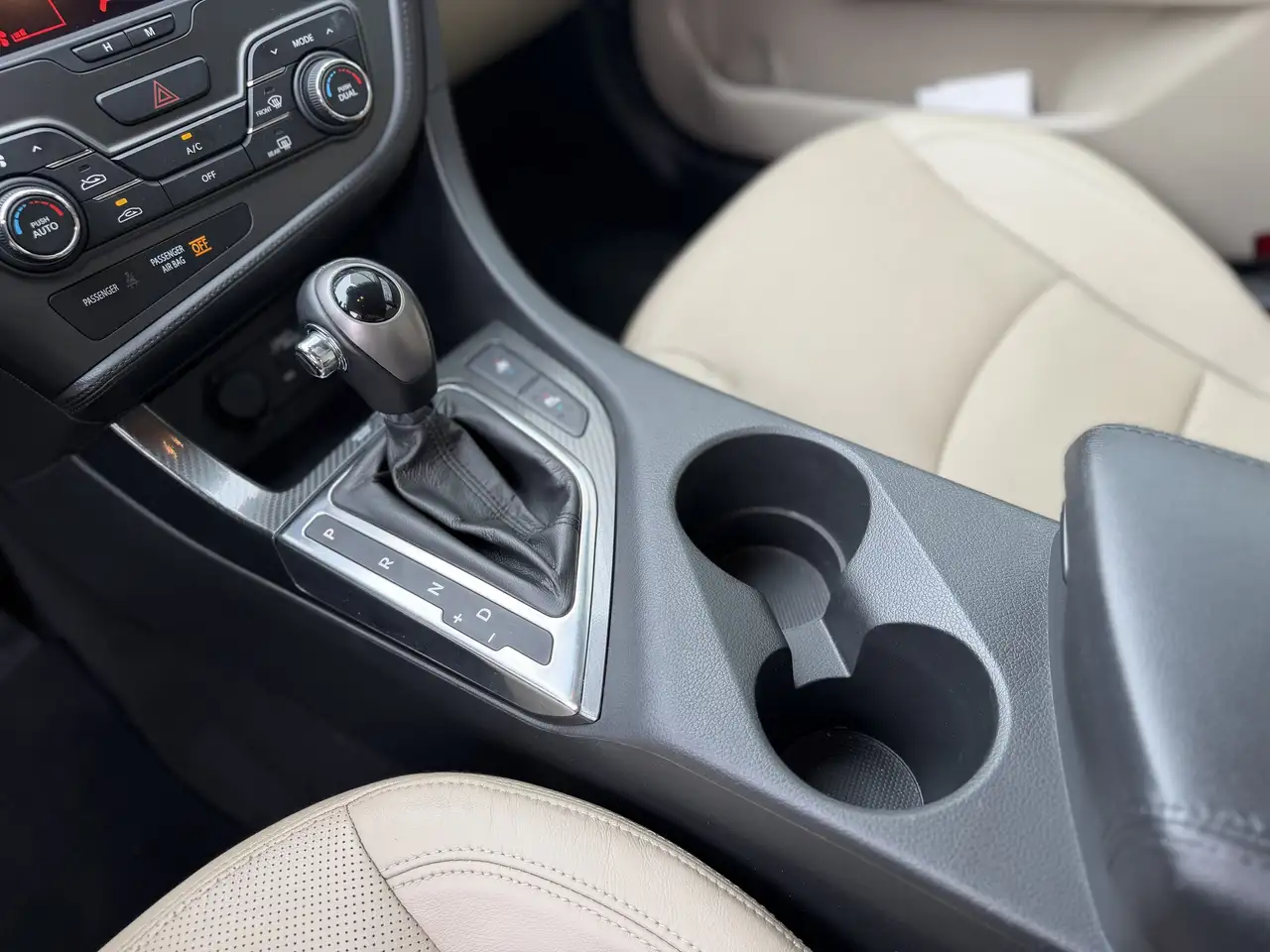 Kia Optima снимка Kia Optima