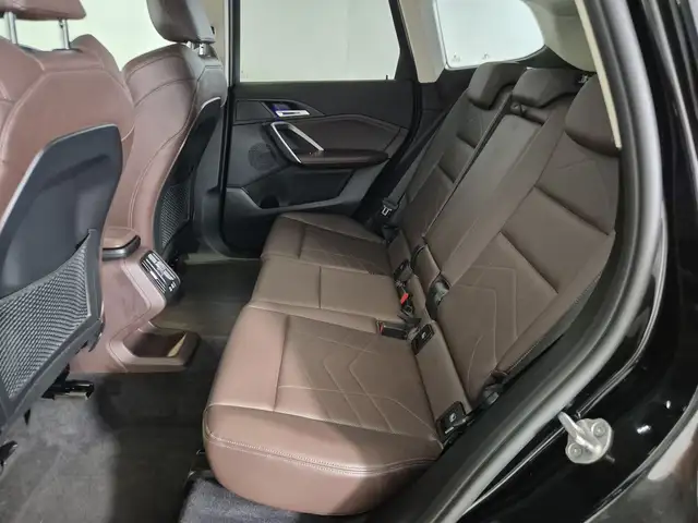 BMW X1 view 8