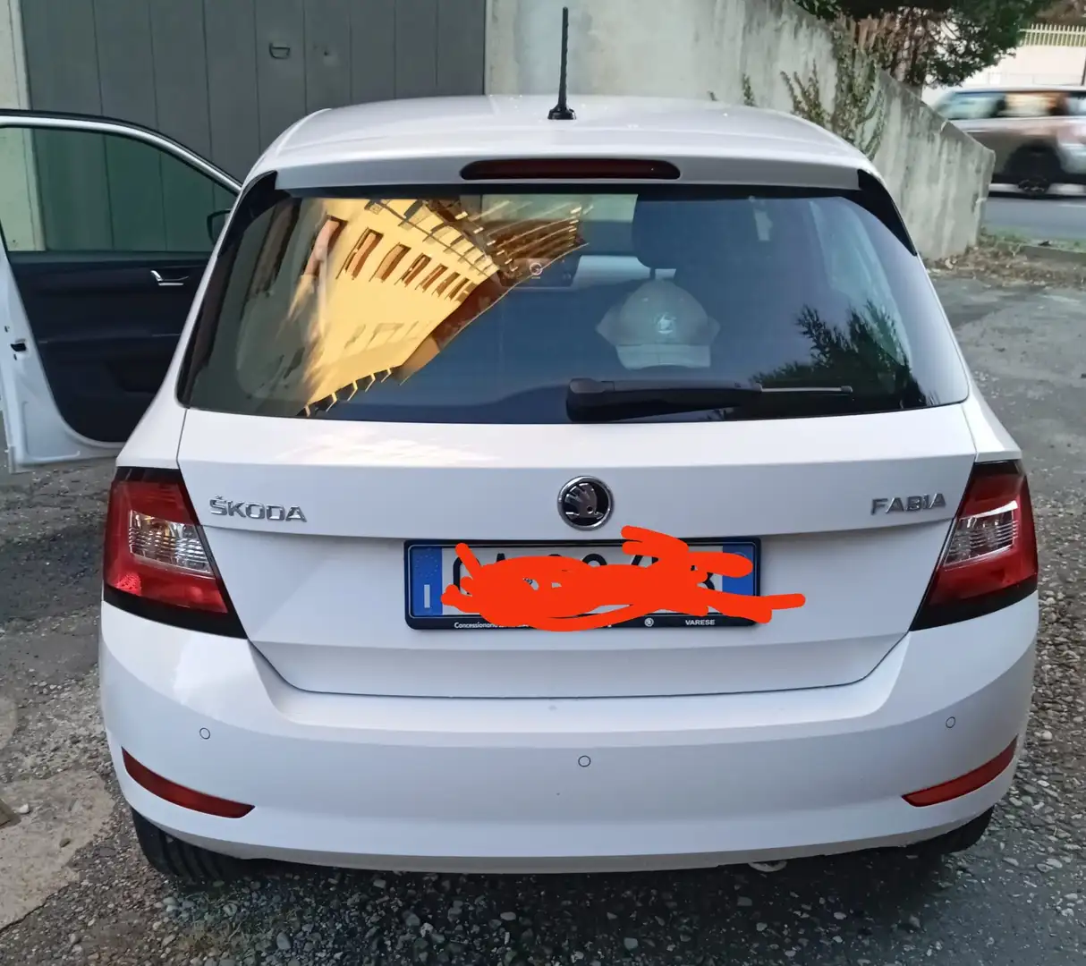 Skoda Fabia Fabia III 2015 Berlina 1.0 tsi Business 95cv my19 Bianco - 2