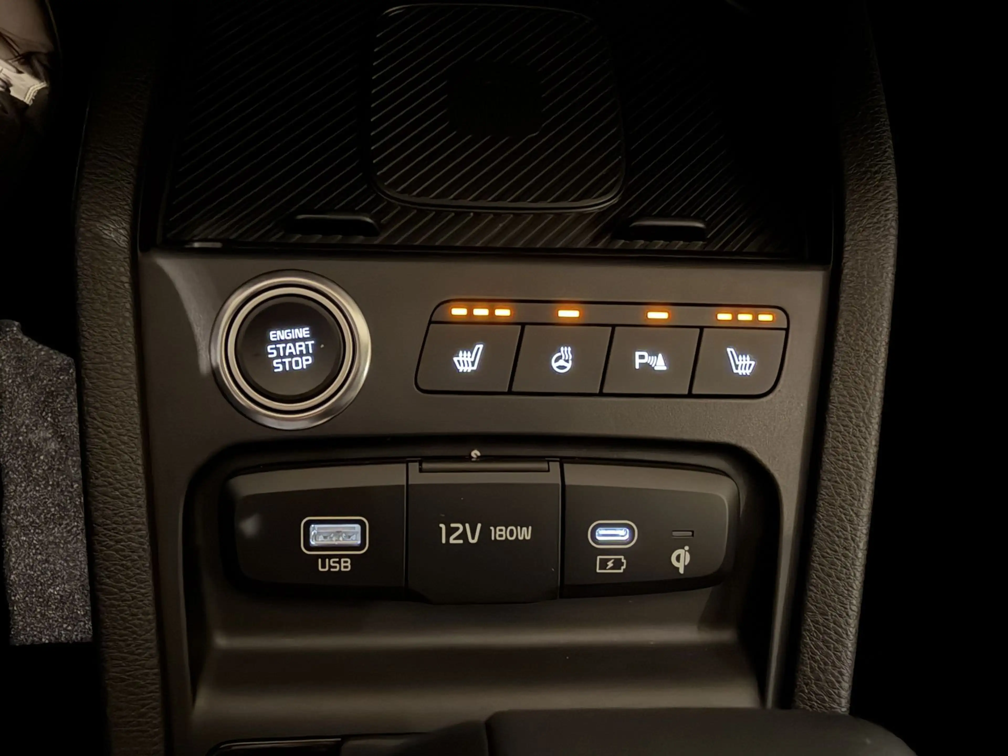 Kia Stonic GT-Line DCT7 — photo 10