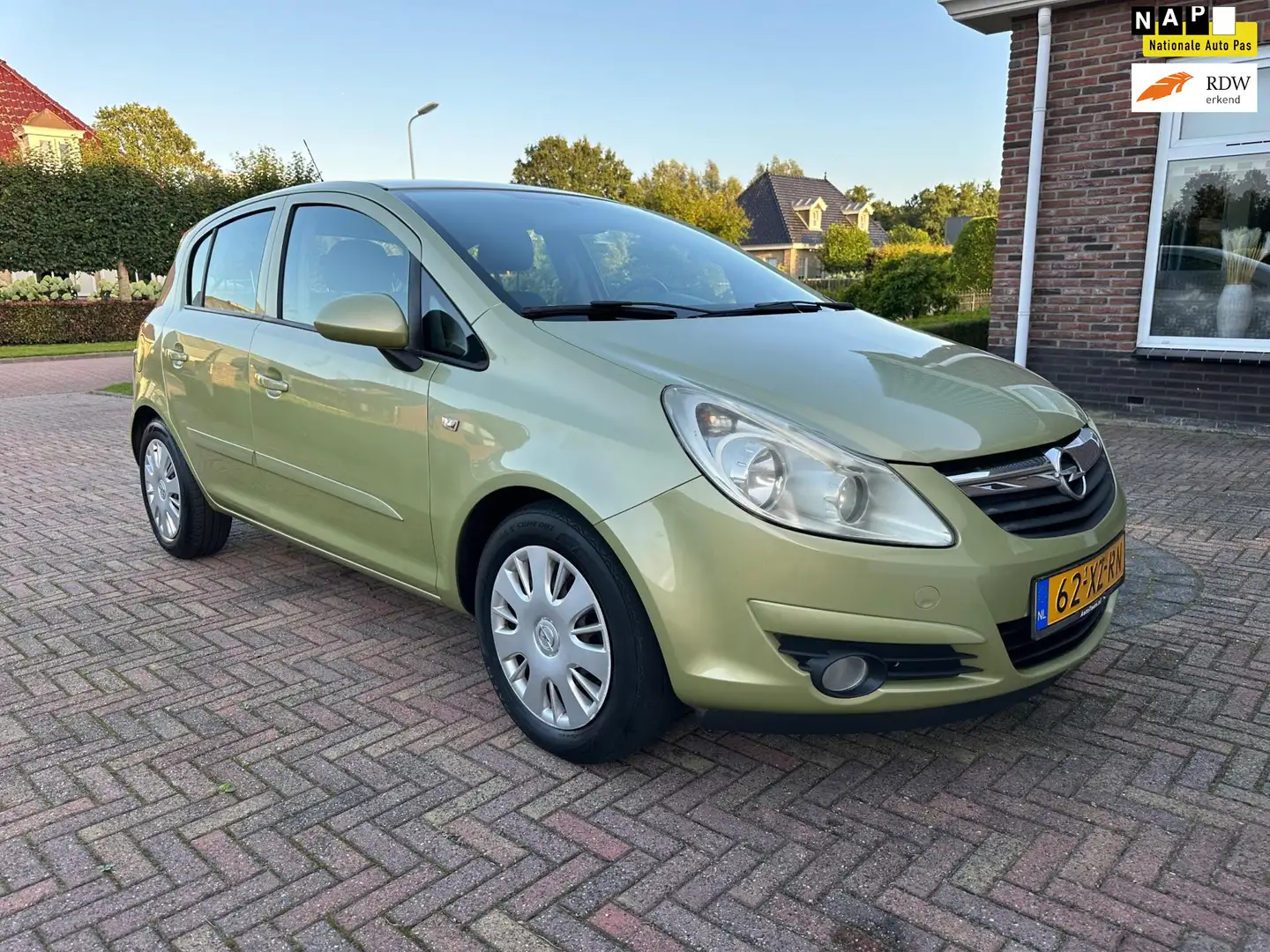 Opel Corsa 1.2-16V Enjoy NIEUWE APK| 103.000 NAP | 5-DRS | Ai Groen - 1