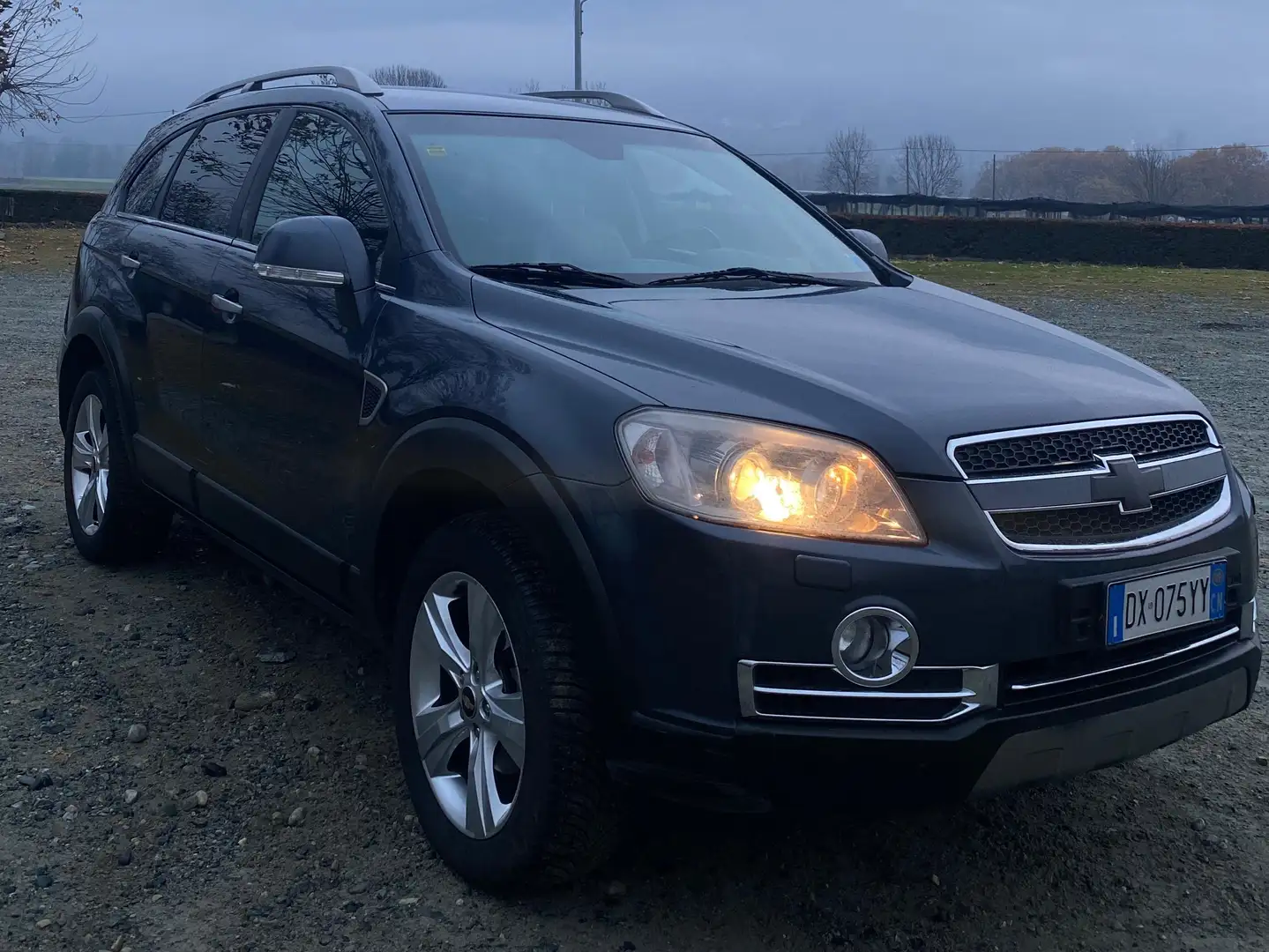 Chevrolet Captiva GM Daewoo Blauw - 1