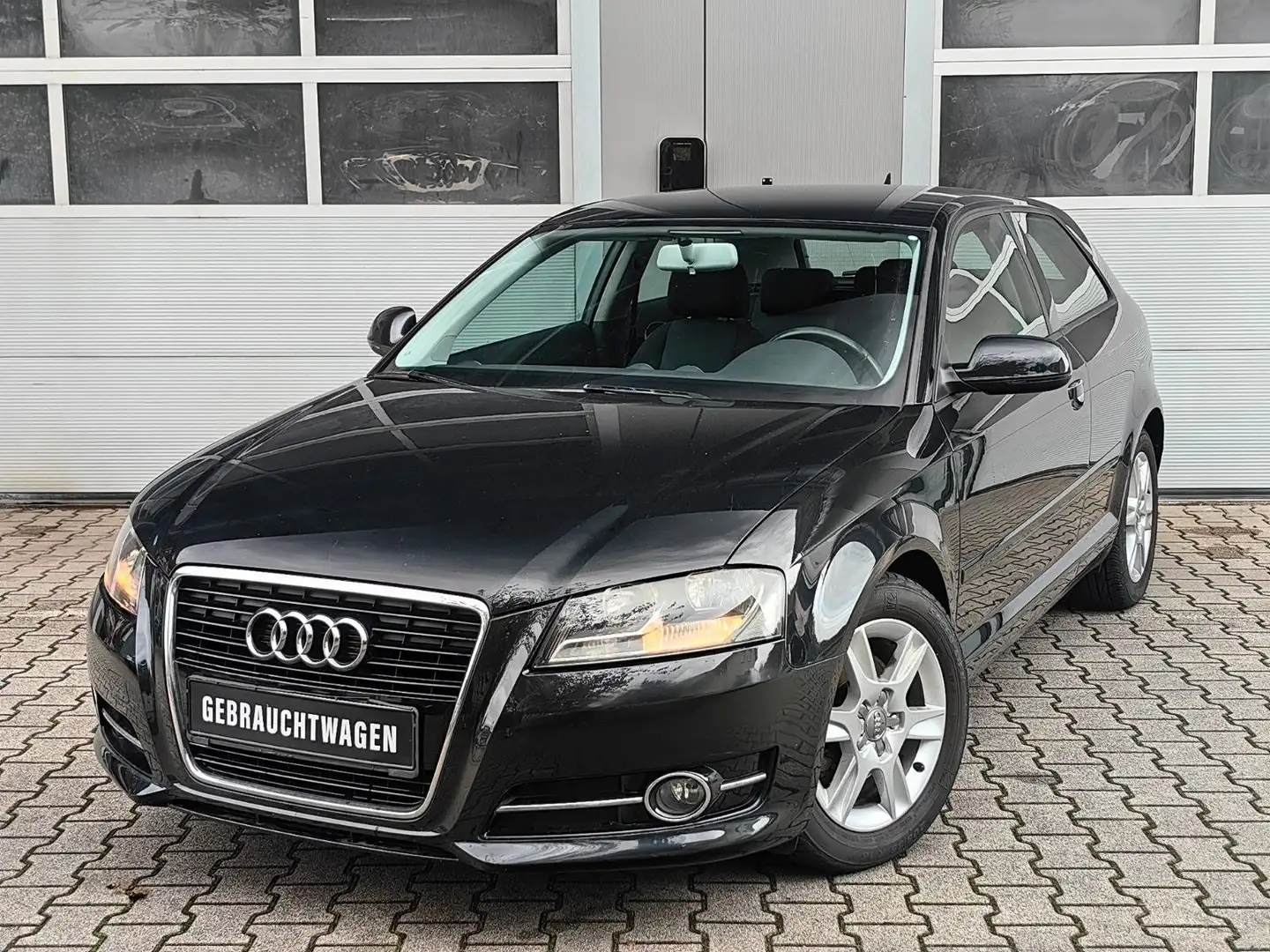 Audi A3 1.4 TFSI Attraction NAVI|SHZ|TEMPOMAT|PDC Schwarz - 1