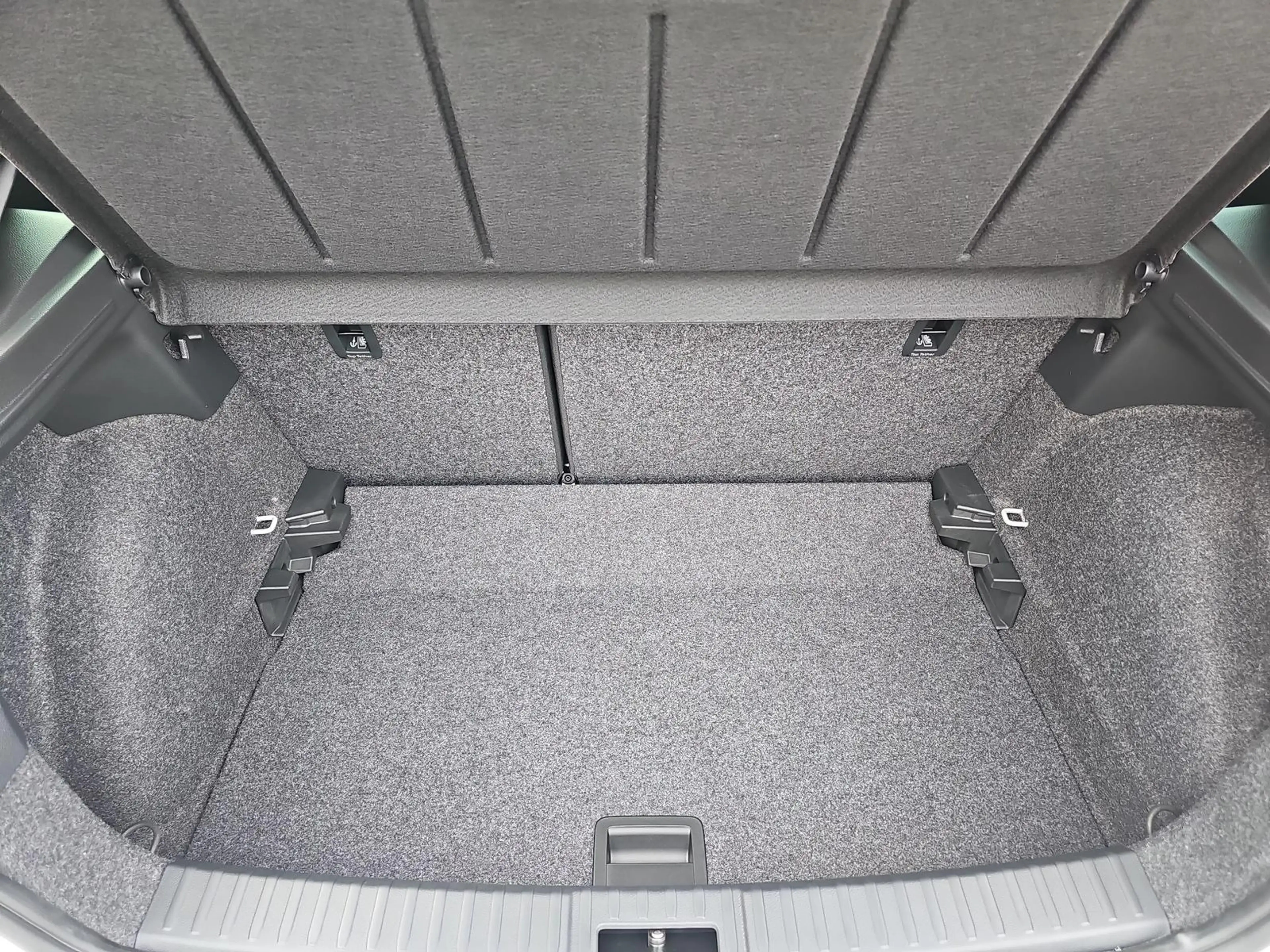 SEAT Ibiza 1.0 TSI 85 kW FR DSG Full Link Kessy Kamera 18Z... — photo 14