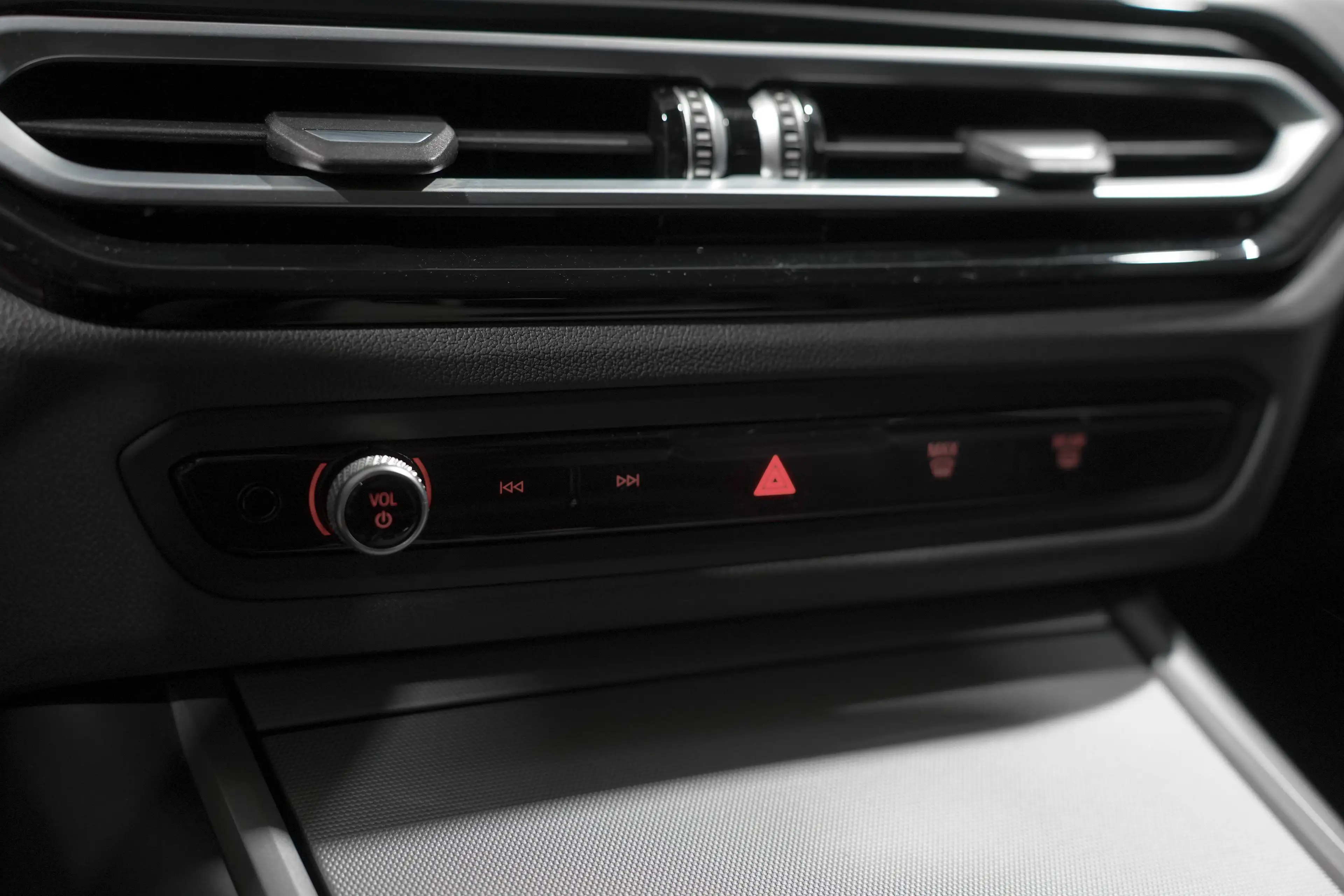 BMW 316 ✖ 19' PACK M | FACELIFT | APPLE CARPLAY | FULL BLACK | TVA ✔ — photo 11