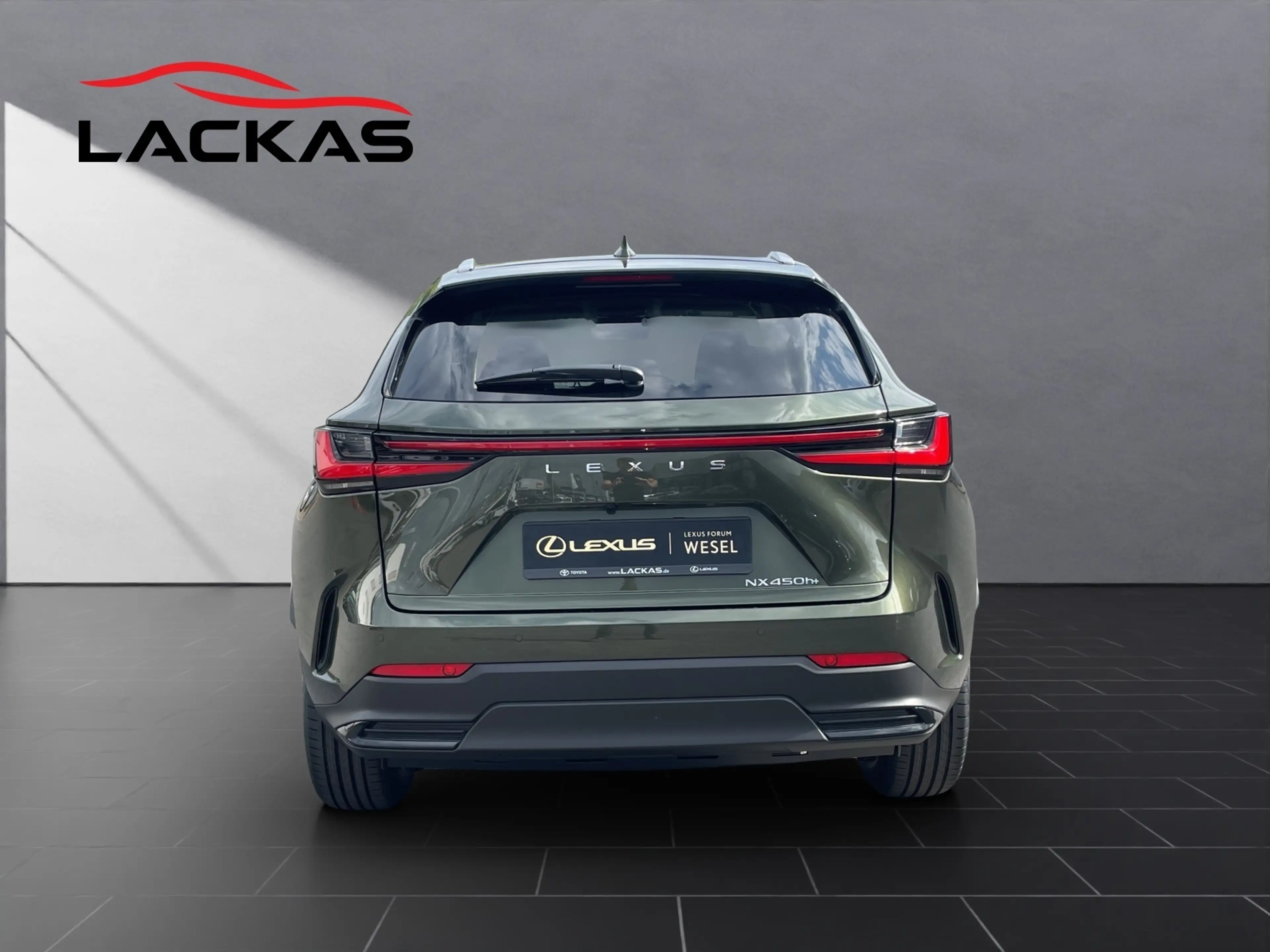 Lexus NX 450h+ +4x4+Business+SITZ-BEL+AMBIENTEL+ SOFORT — photo 4