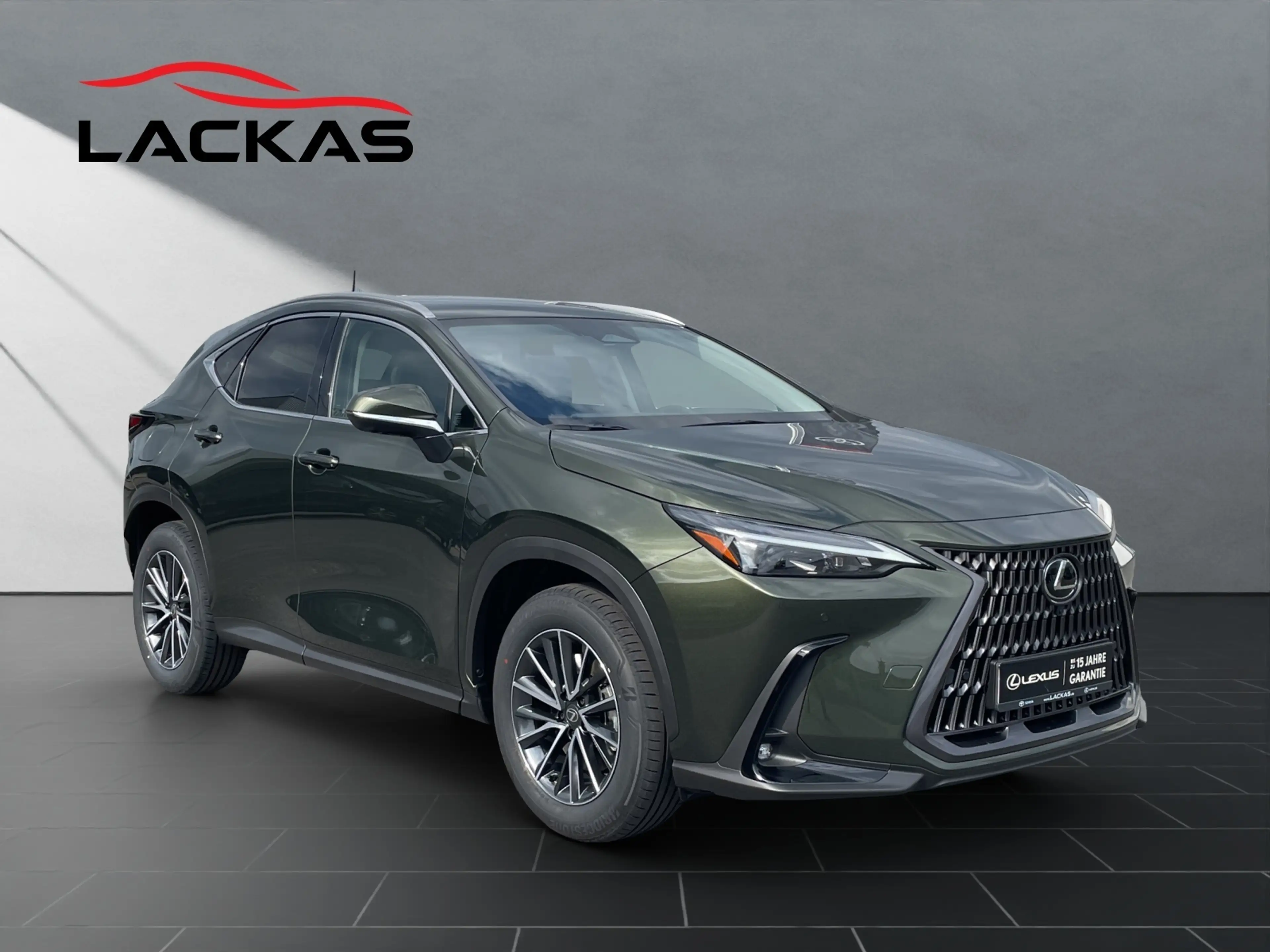 Lexus NX 450h+ +4x4+Business+SITZ-BEL+AMBIENTEL+ SOFORT — photo 7