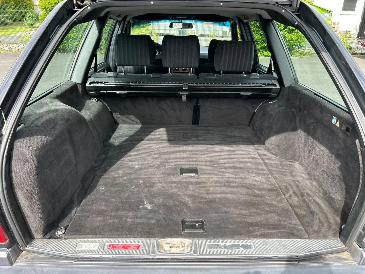 Mercedes-Benz E 220 220 TE W124 OLDTIMER*TÜV NEU*SCHIEBEDACH*AHK, foto 10