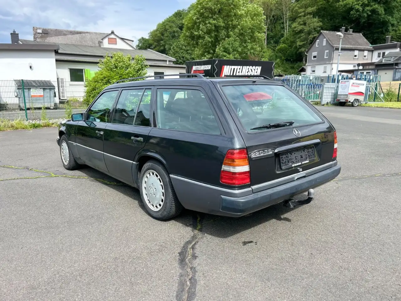 Mercedes-Benz E 220 220 TE W124 OLDTIMER*TÜV NEU*SCHIEBEDACH*AHK, foto 4