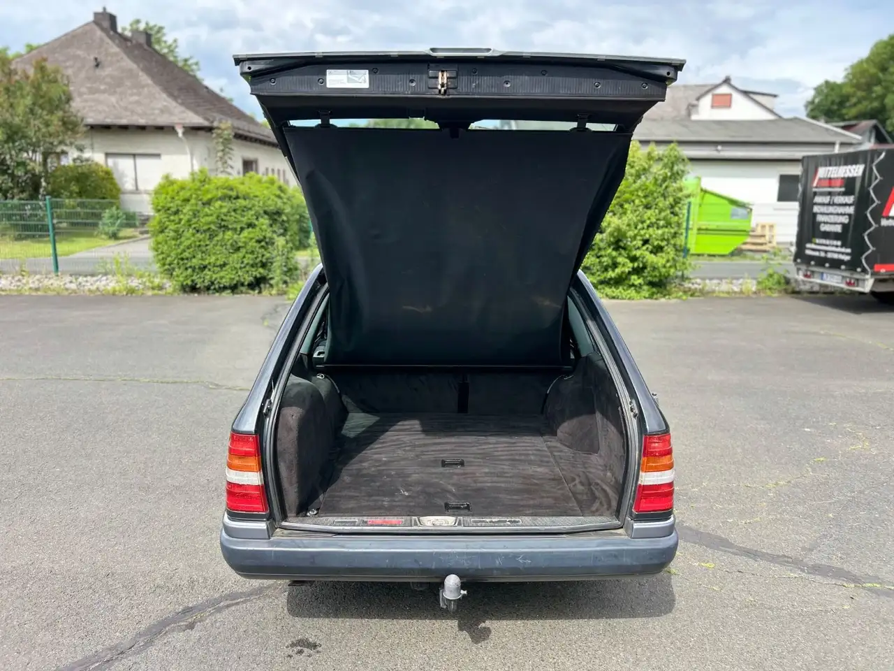 Mercedes-Benz E 220 220 TE W124 OLDTIMER*TÜV NEU*SCHIEBEDACH*AHK, foto 9