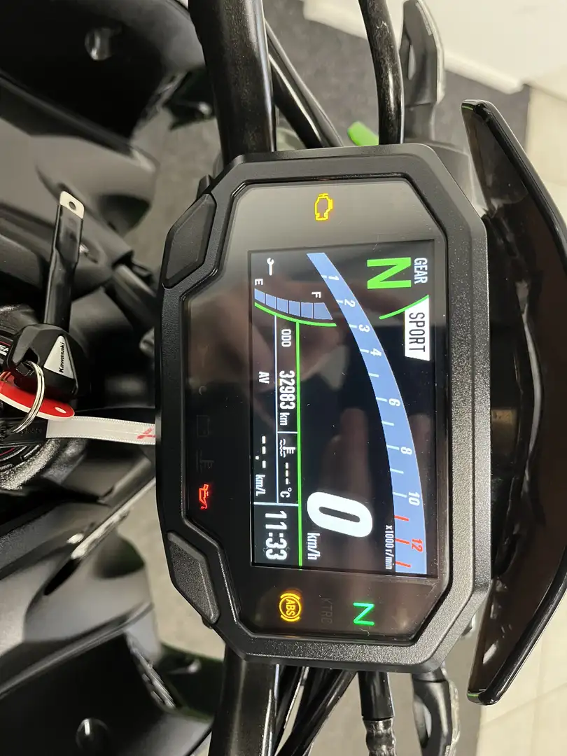 Kawasaki Z 900 Groen - 2