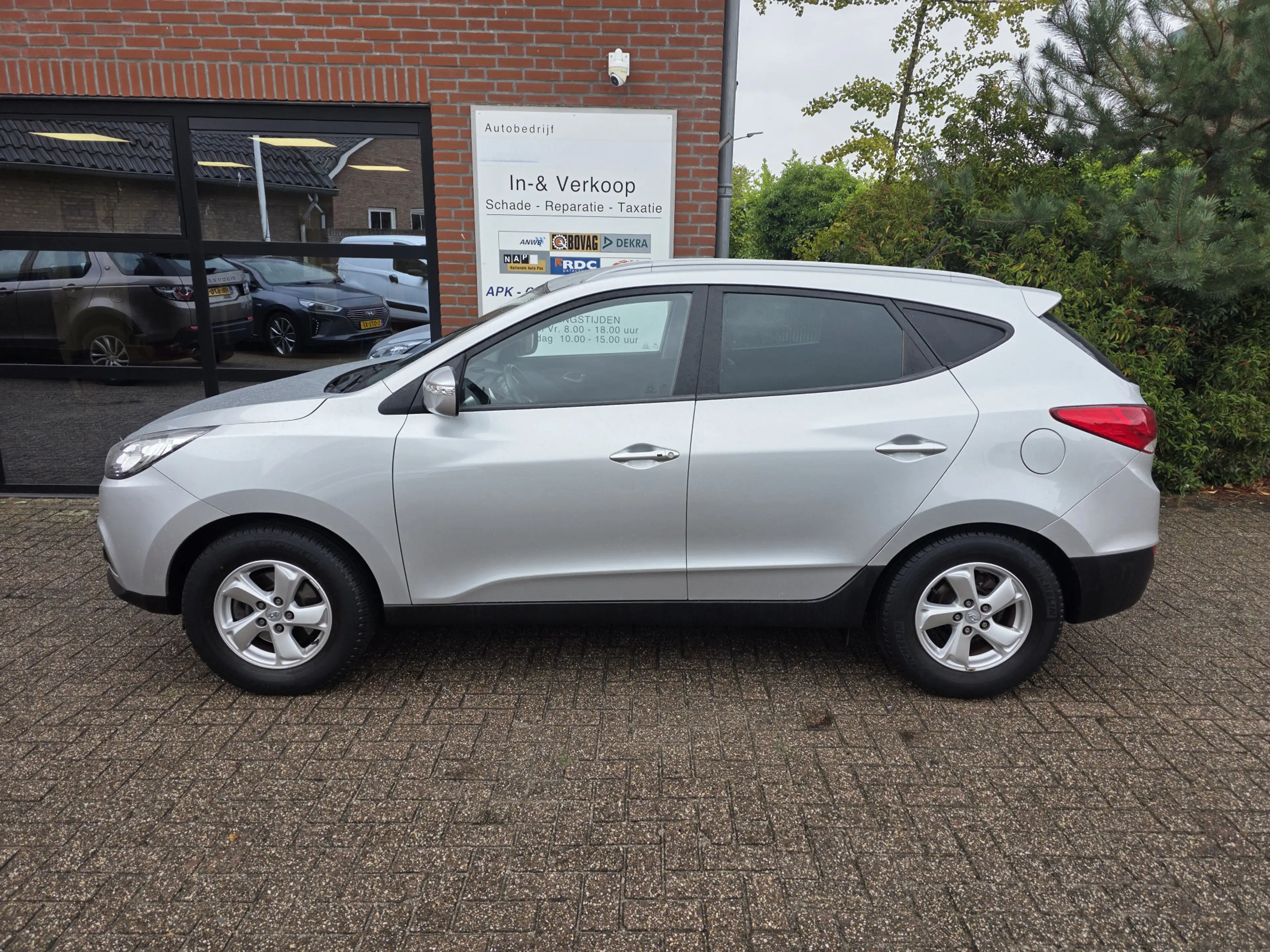 Hyundai iX35 2.0i Business Edition — photo 5