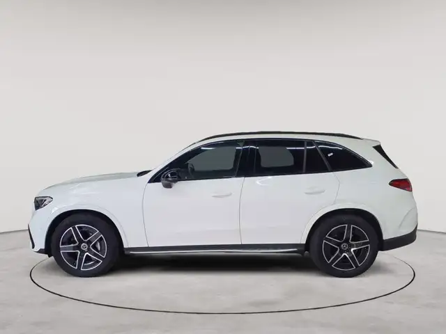 Mercedes-Benz GLC view 6