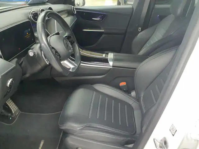 Mercedes-Benz GLC view 7