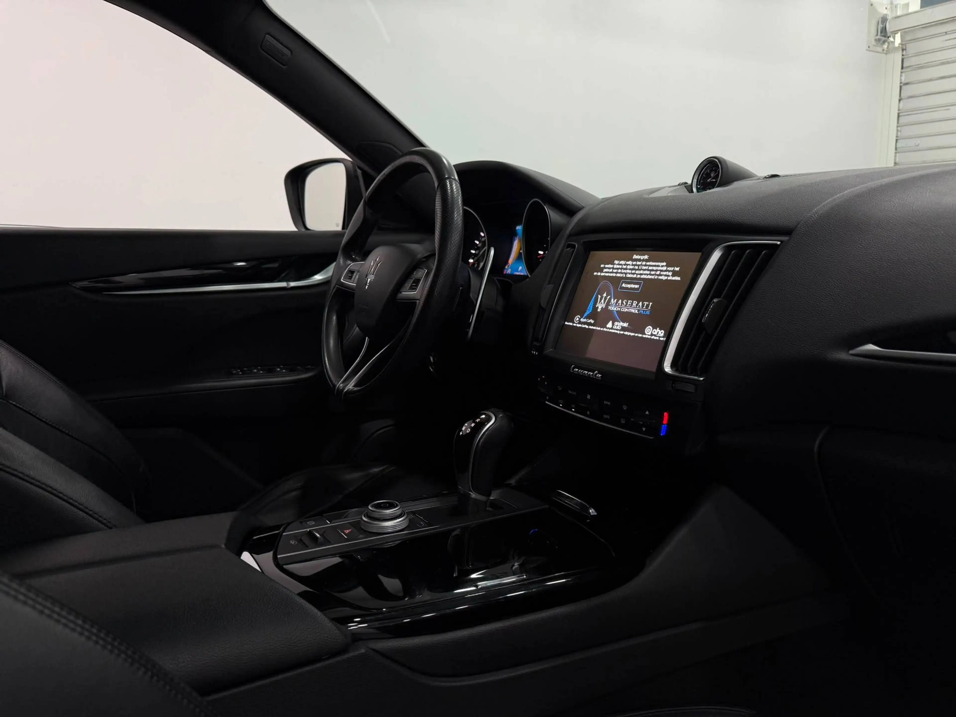 Maserati Levante 3.0D V6 Turbo 1owner Full Service Full Option Pano Carpass Belgian Car — photo 12