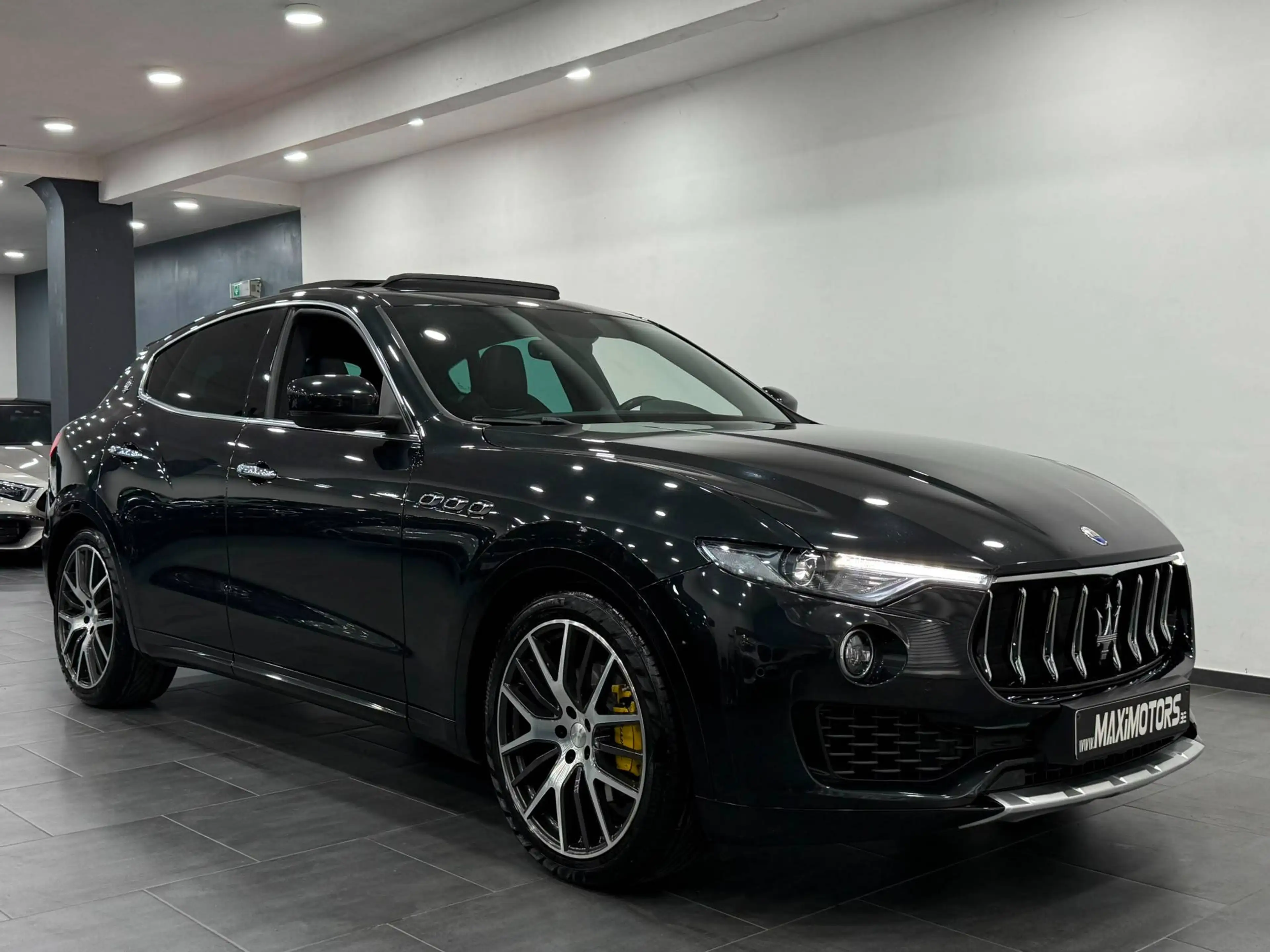 Maserati Levante 3.0D V6 Turbo 1owner Full Service Full Option Pano Carpass Belgian Car — photo 6