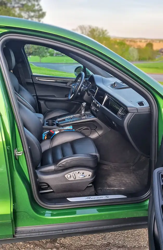Porsche Macan снимка Porsche Macan