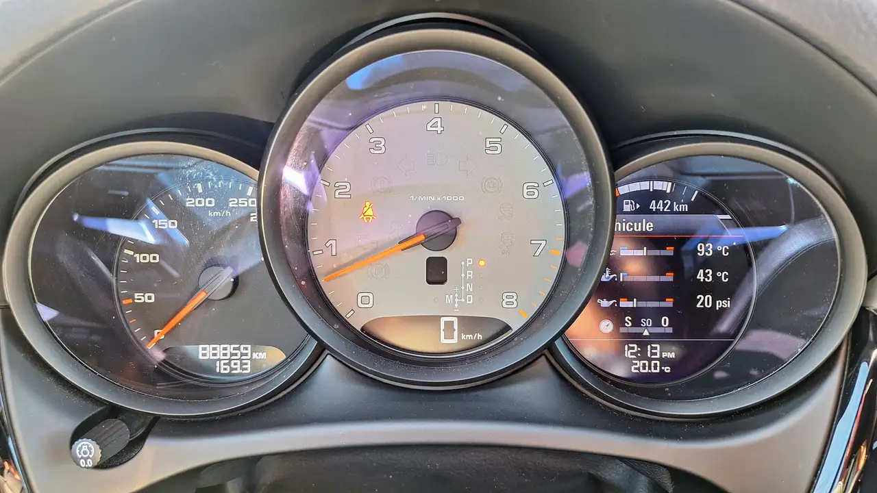 Porsche Macan снимка Porsche Macan