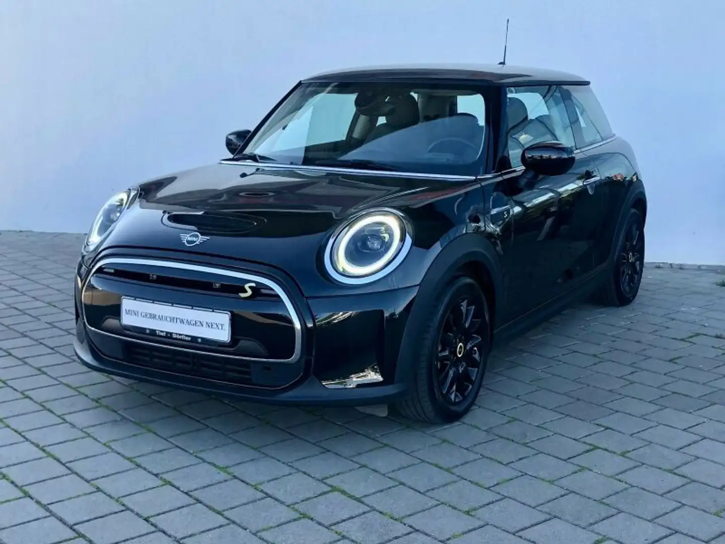 MINI Cooper SE LED/NAV/Apple/S-LadenW&G/DAB/SH/TEMPO Schwarz - 2