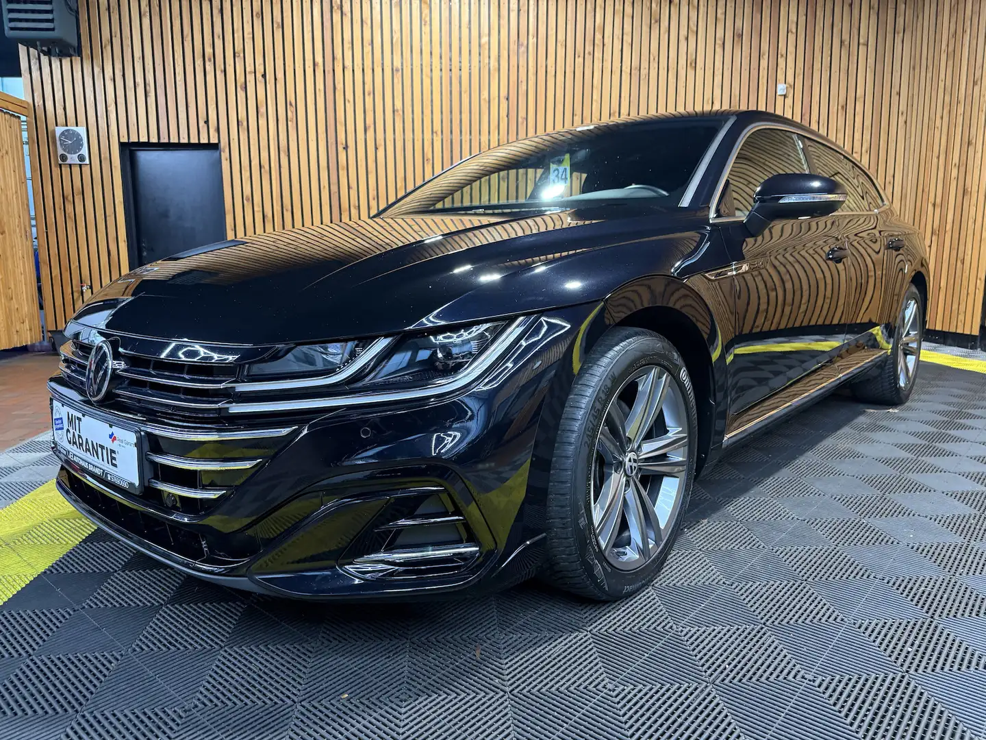 Volkswagen Arteon SB. 2,0 TSI R-Line*Navi*Kam*Virtual*Keyl. Schwarz - 1