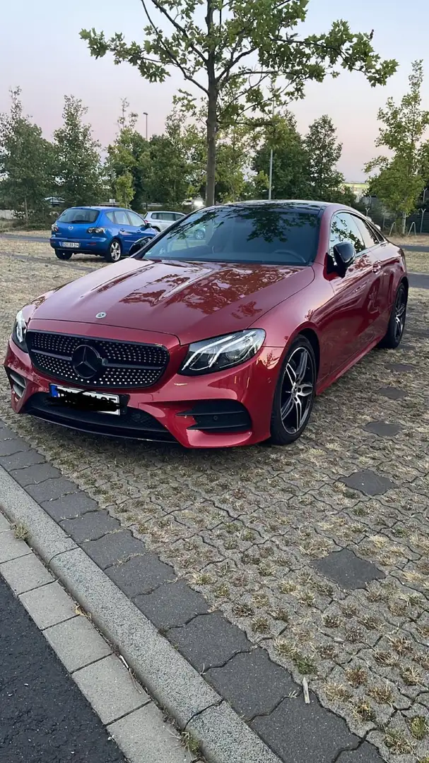 Mercedes-Benz E 300 d Coupe 9G-TRONIC AMG Line Rood - 1