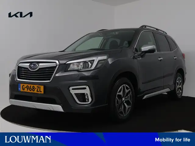 Subaru Forester 2.0i e-BOXER Luxury |  1870 kg Trekgewicht | Camer