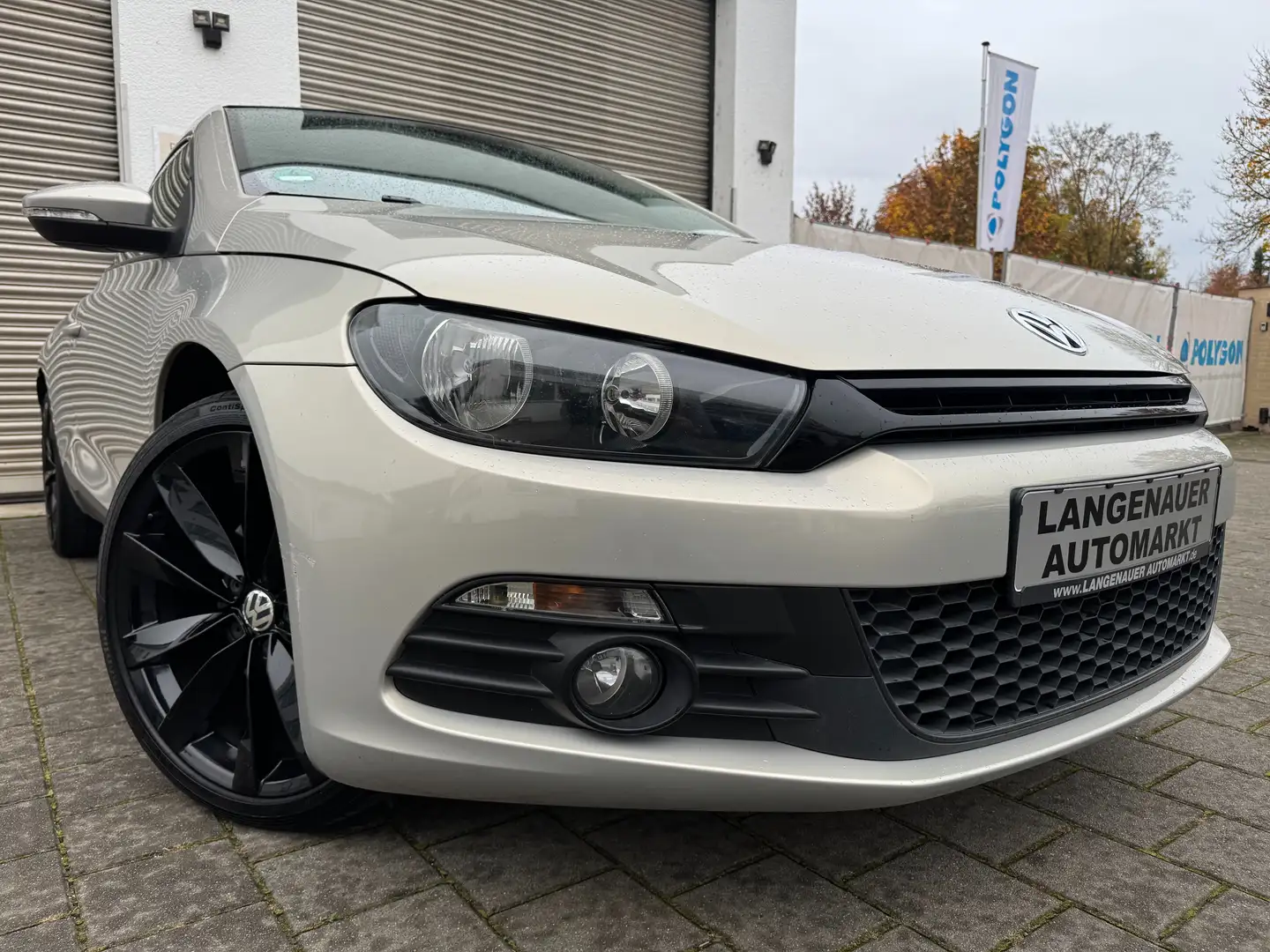 Volkswagen Scirocco 1.4 TSI 118 kW-Aus 2.Hand"Pano"19 Zoll tirbünen Silber - 1