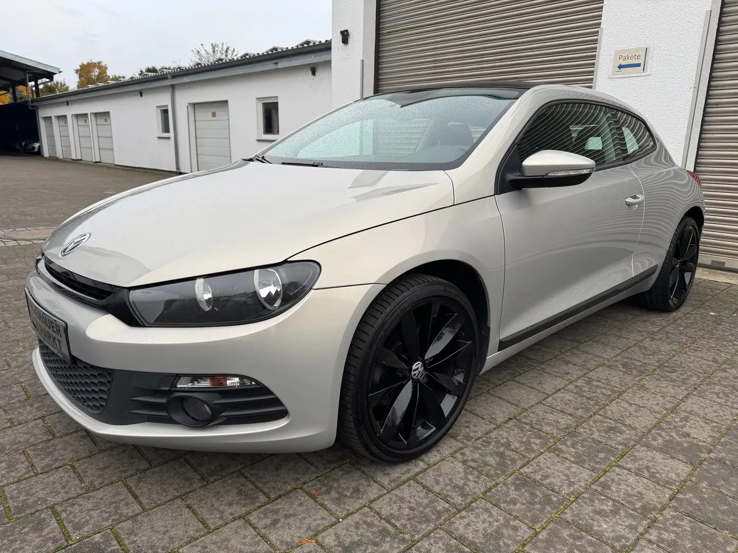 Volkswagen Scirocco 1.4 TSI 118 kW-Aus 2.Hand"Pano"19 Zoll tirbünen Silber - 2