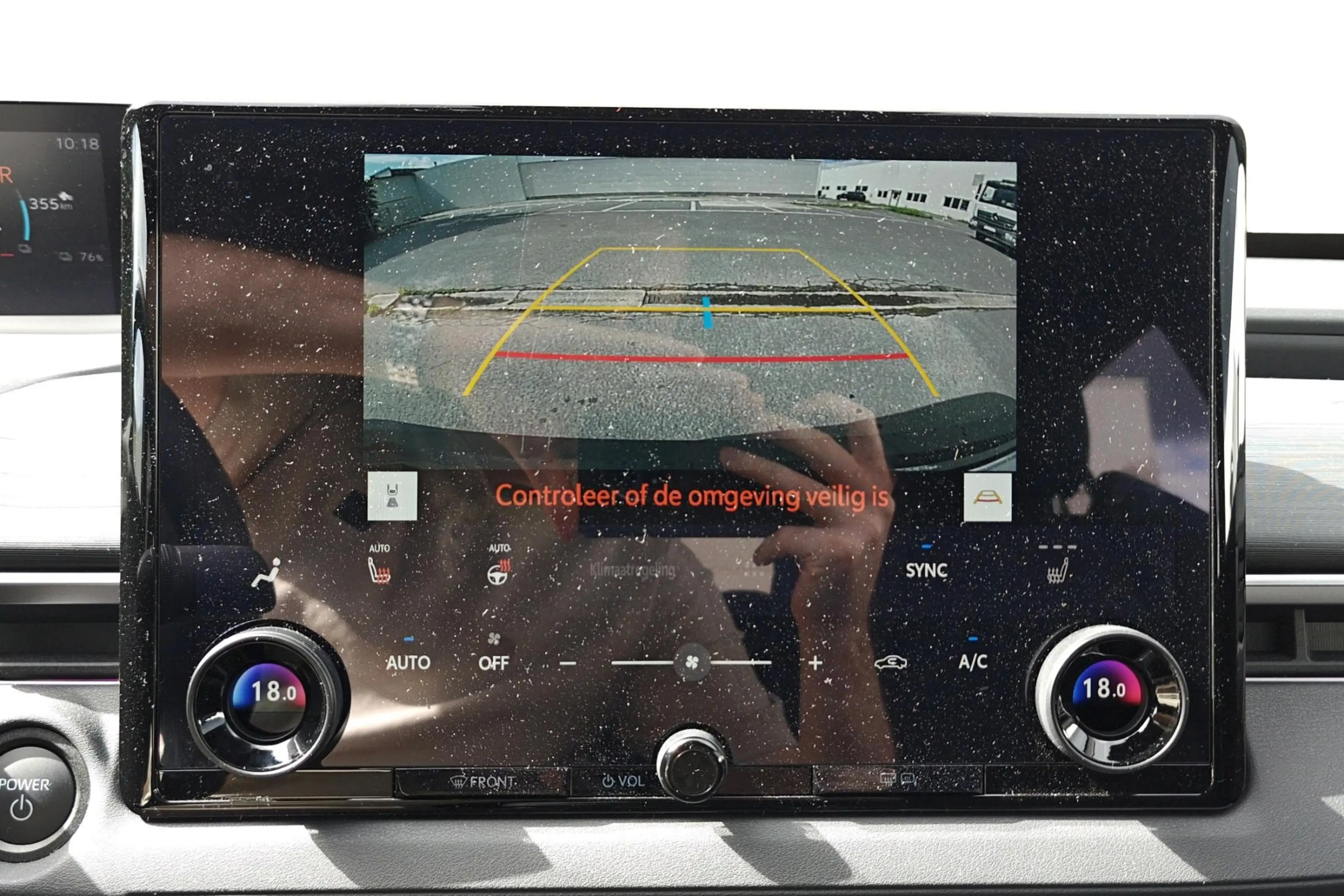 Toyota C-HR+ 77 kWh 2WD Business - DEMO — photo 6